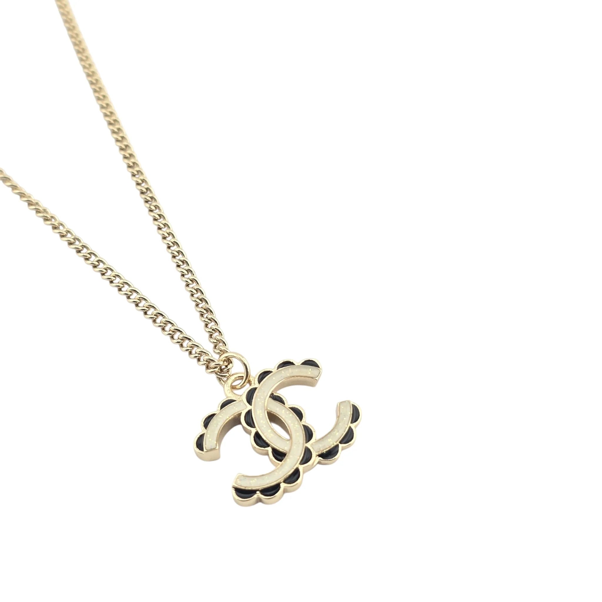Chanel CC Pendant Pearl Gold Necklace Black White 2024 CHANEL