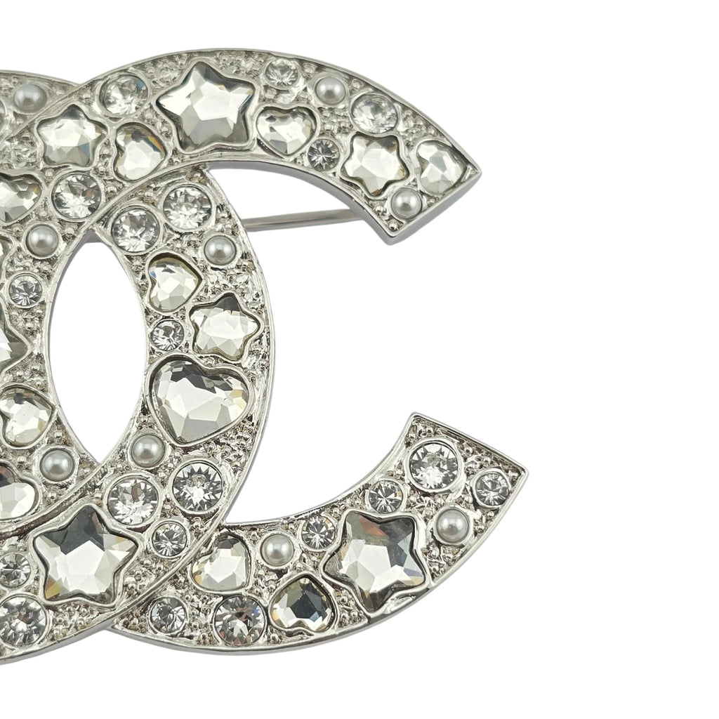 Chanel CC Silver Star Crystal Brooch 2025 CHANEL