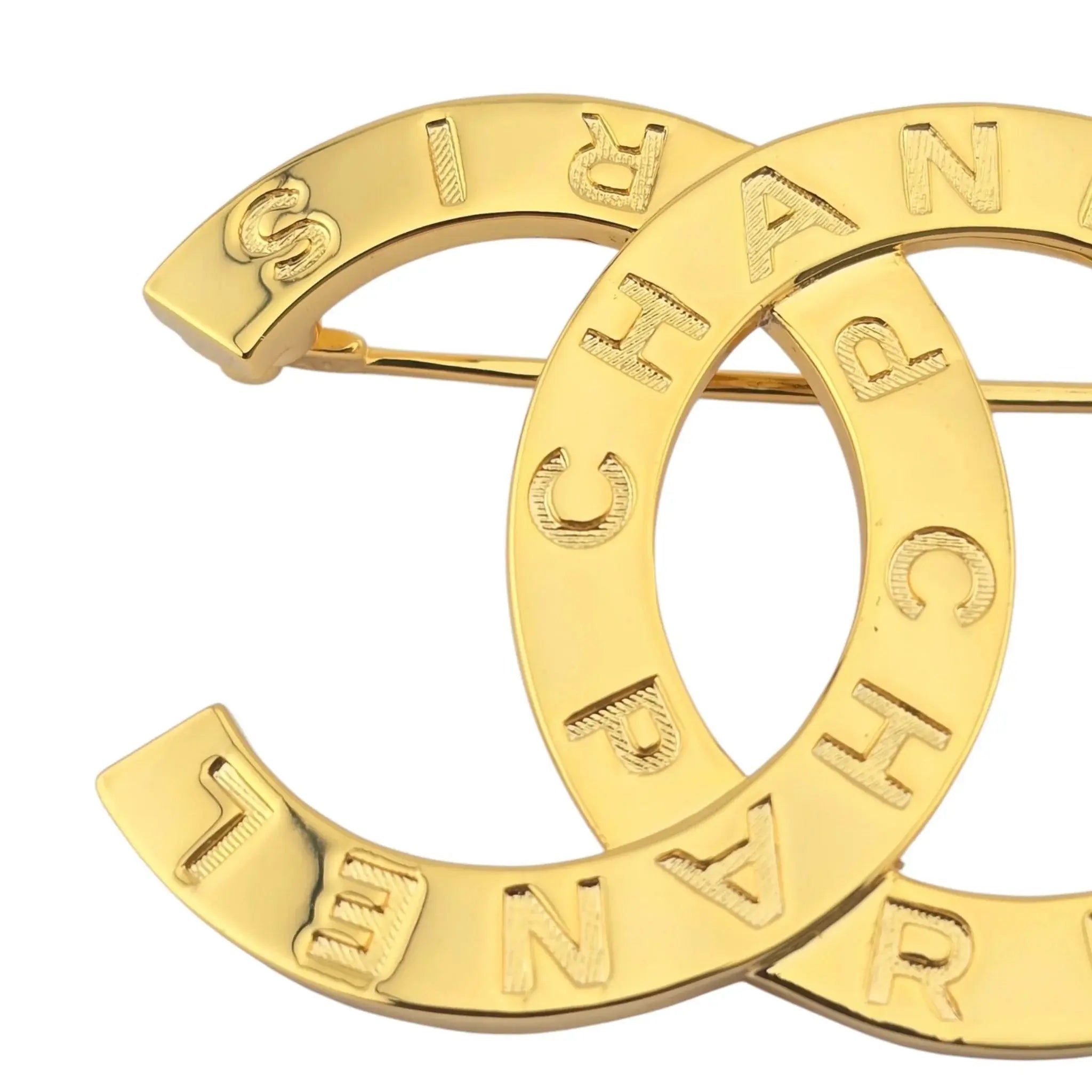 Chanel CC Metal Paris Button Large Brooch Gold 2020 CHANEL