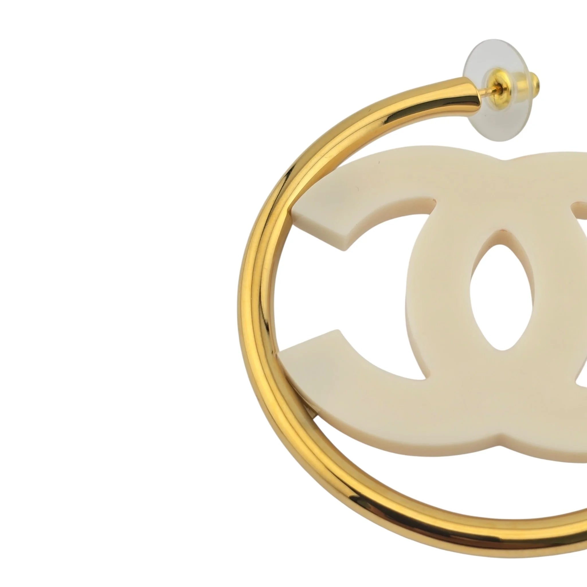 Chanel CC White/Gold Hoop Earrings B24 CHANEL
