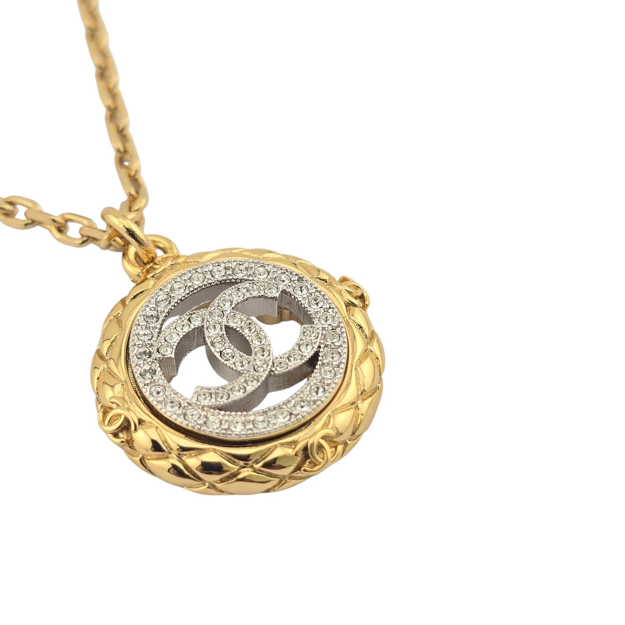 Chanel CC Round Gold Necklace 2025 CHANEL