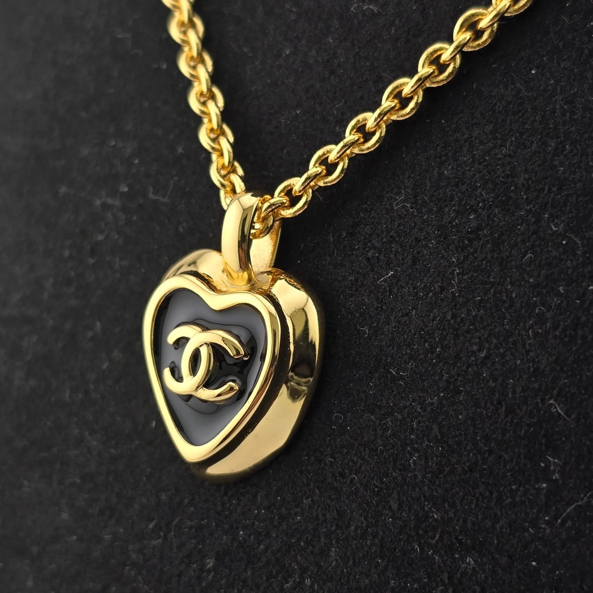 Chanel CC Pendant Gold Black Necklace 2025 CHANEL