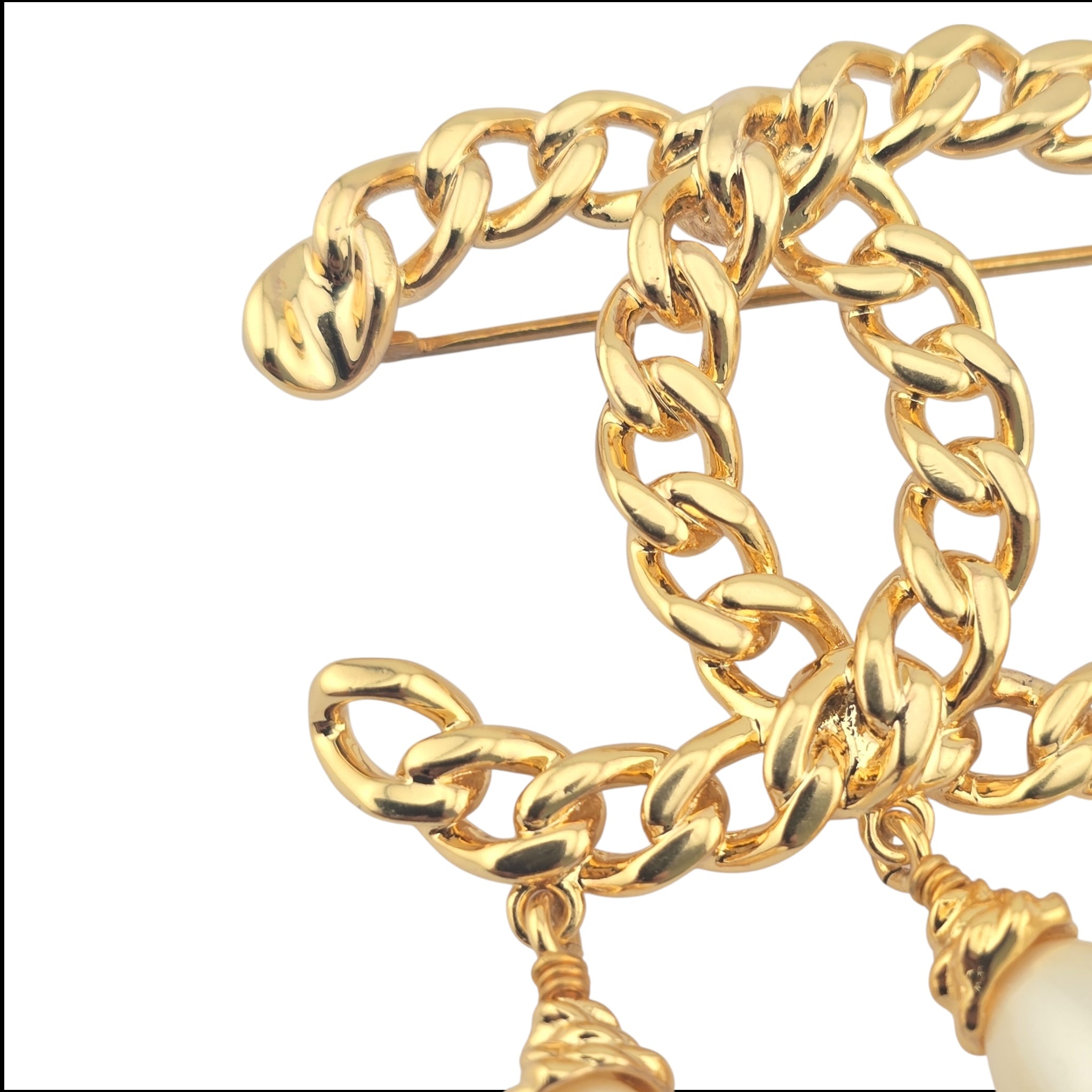 Chanel CC Gold Faux Pearl Brooch B20 K