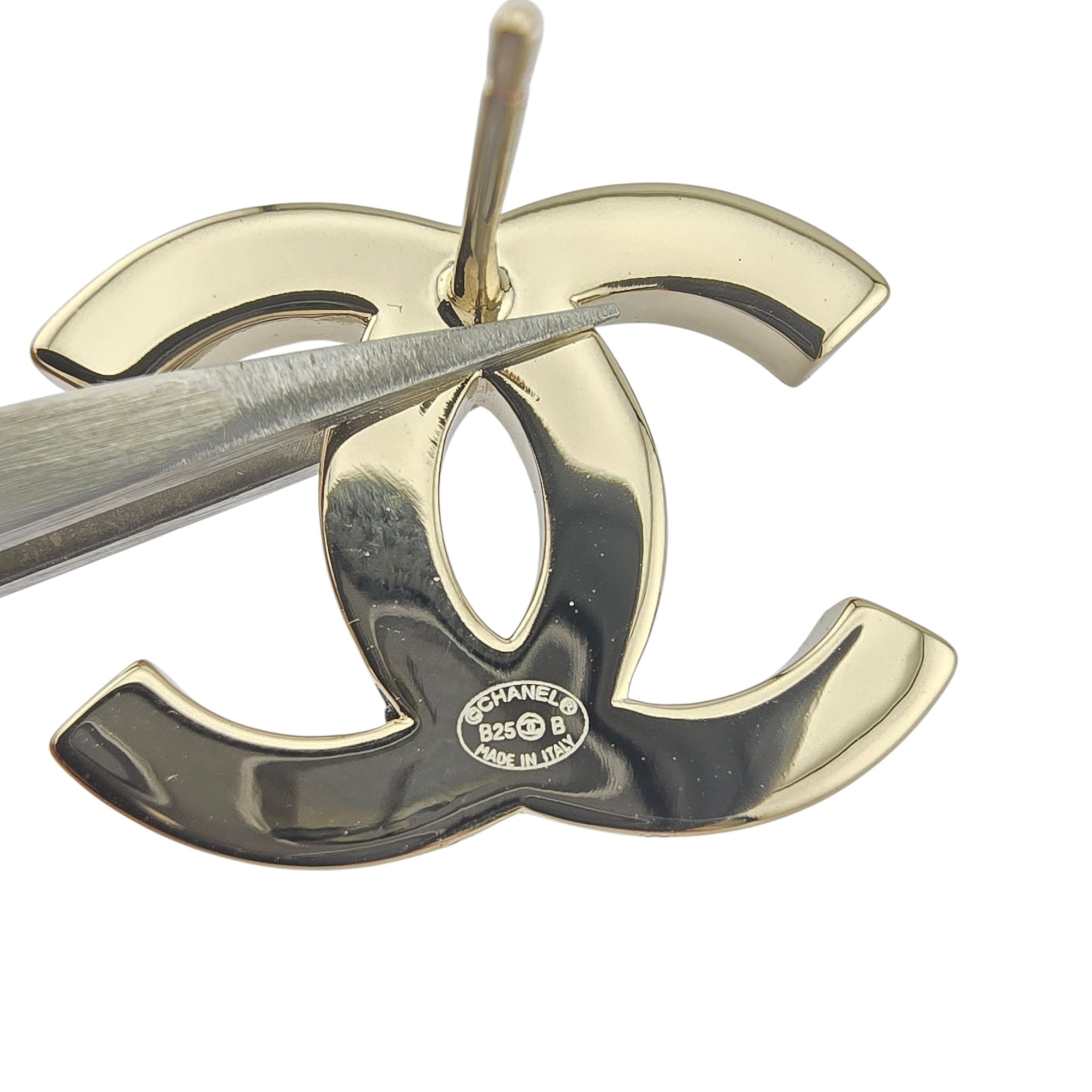 Chanel CC Gold Black Stud Earrings 2025