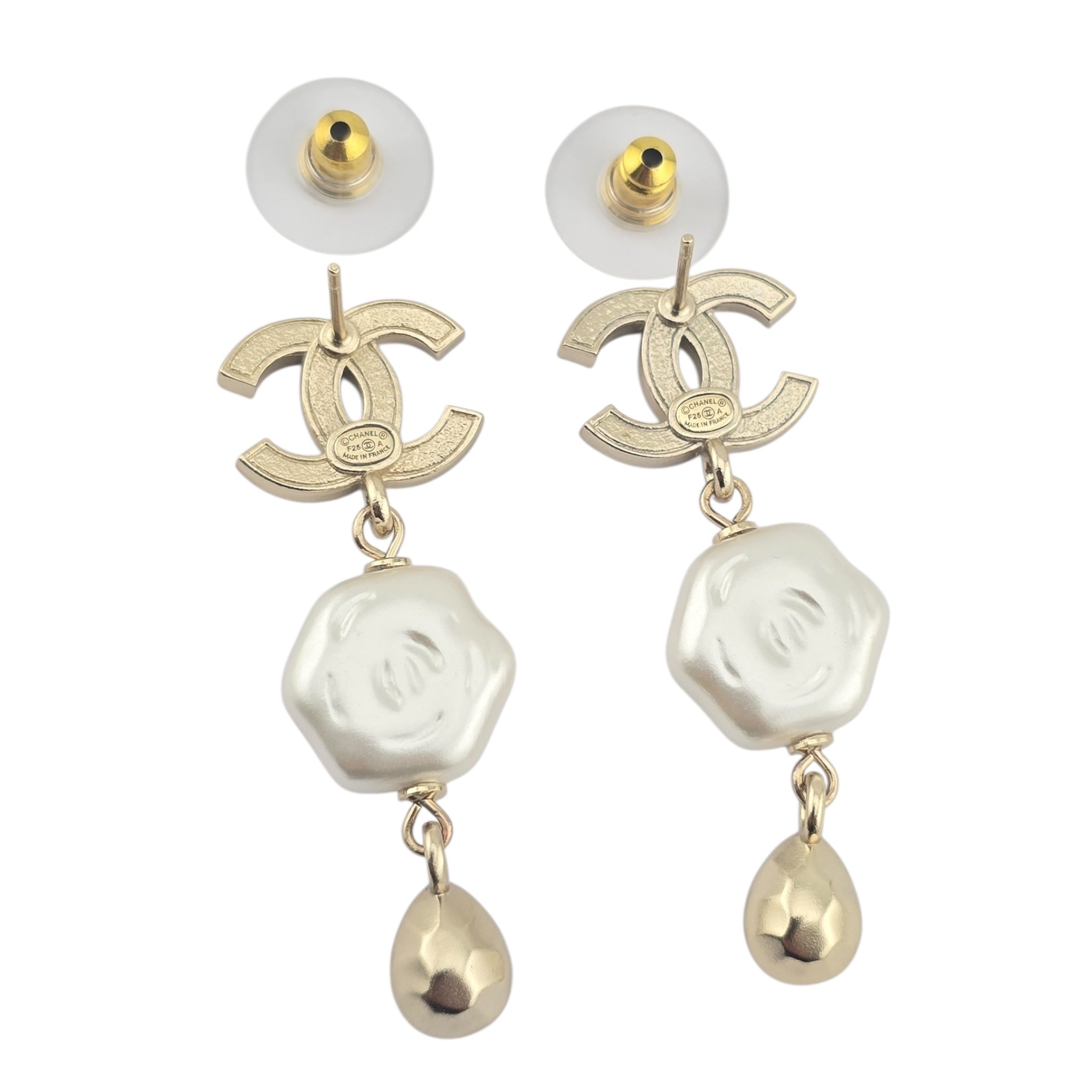Chanel CC Drop White Resin Earrings 2025 CHANEL