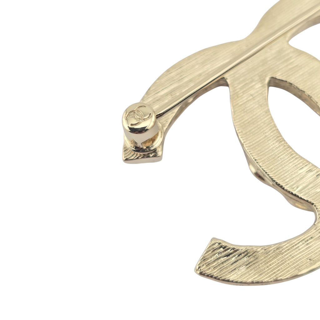 Chanel CC Metal Gold Brooch 2025 CHANEL