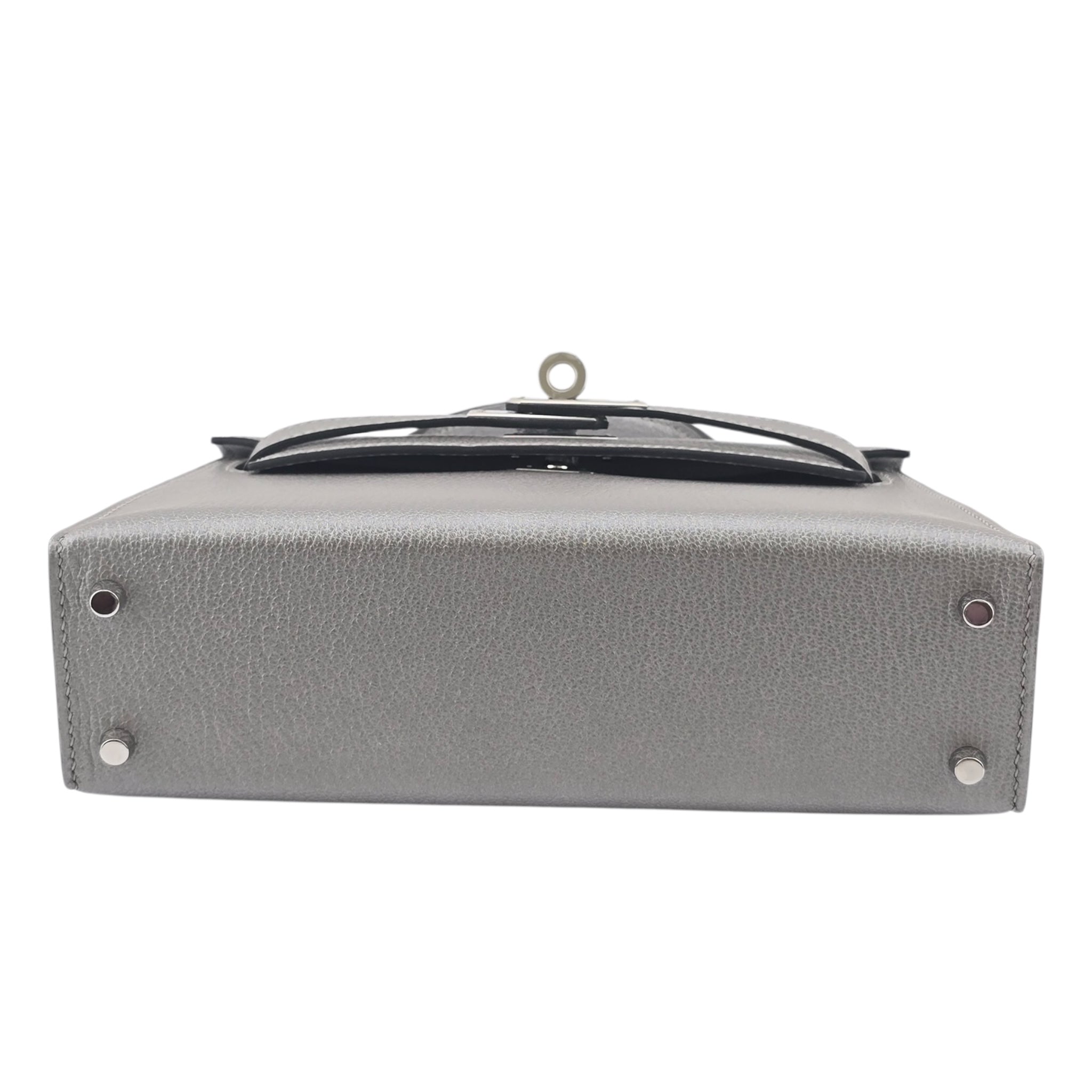 Hermes Mini Kelly II Gris Argente Chevre Chamkilight Palladium Hardware HERMES