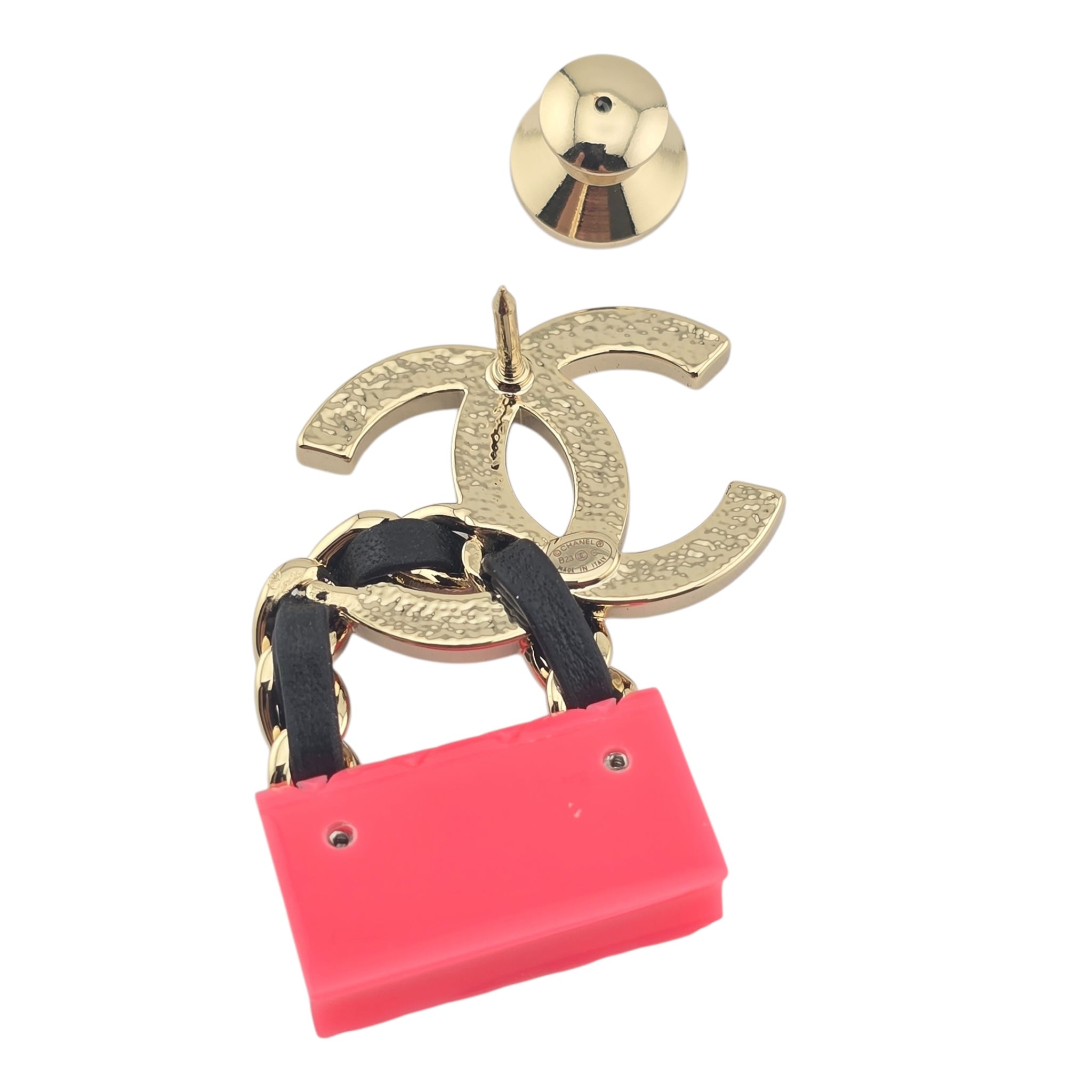 Chanel CC Matelasse Pink Gold Brooch B23 CHANEL