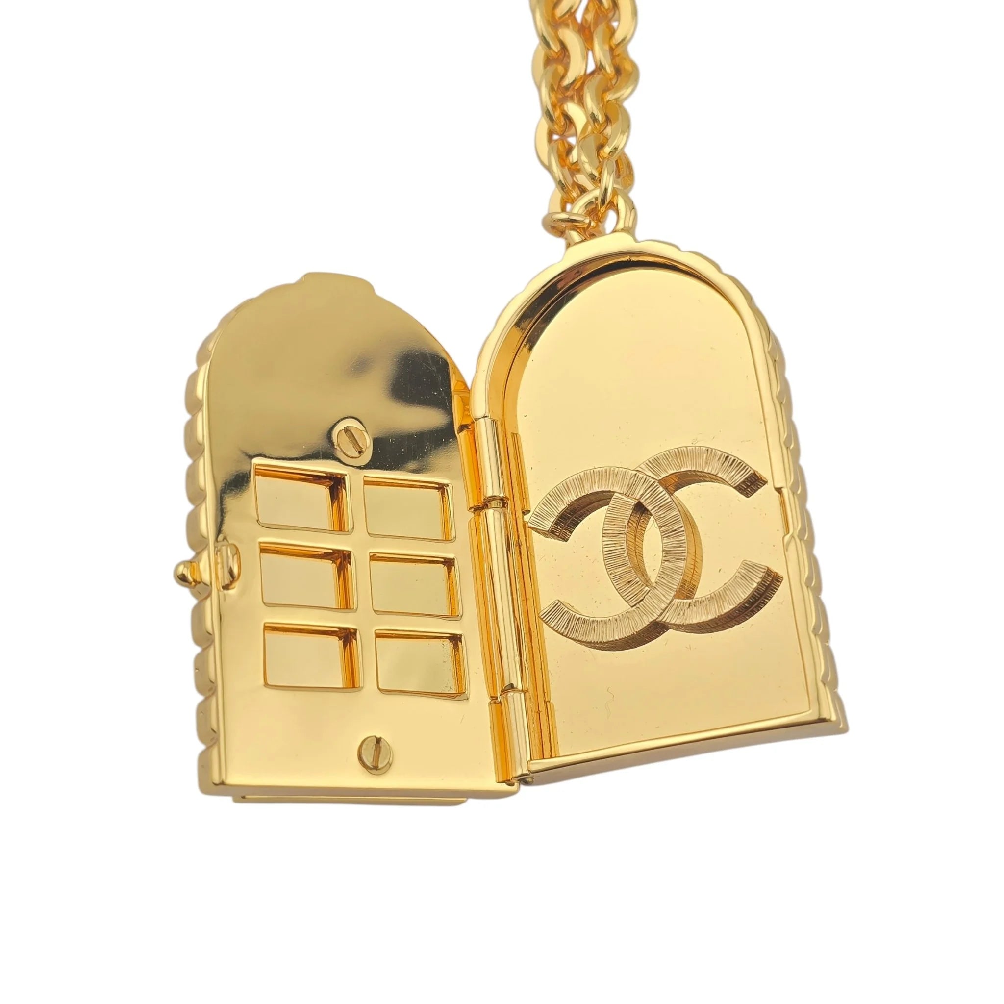 Chanel CC Metal 31 Rue Cambon Door Long Necklace Gold B22 CHANEL