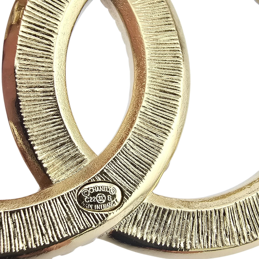 Chanel CC Metal Chain Quilted Brooch Gold 2022 CHANEL