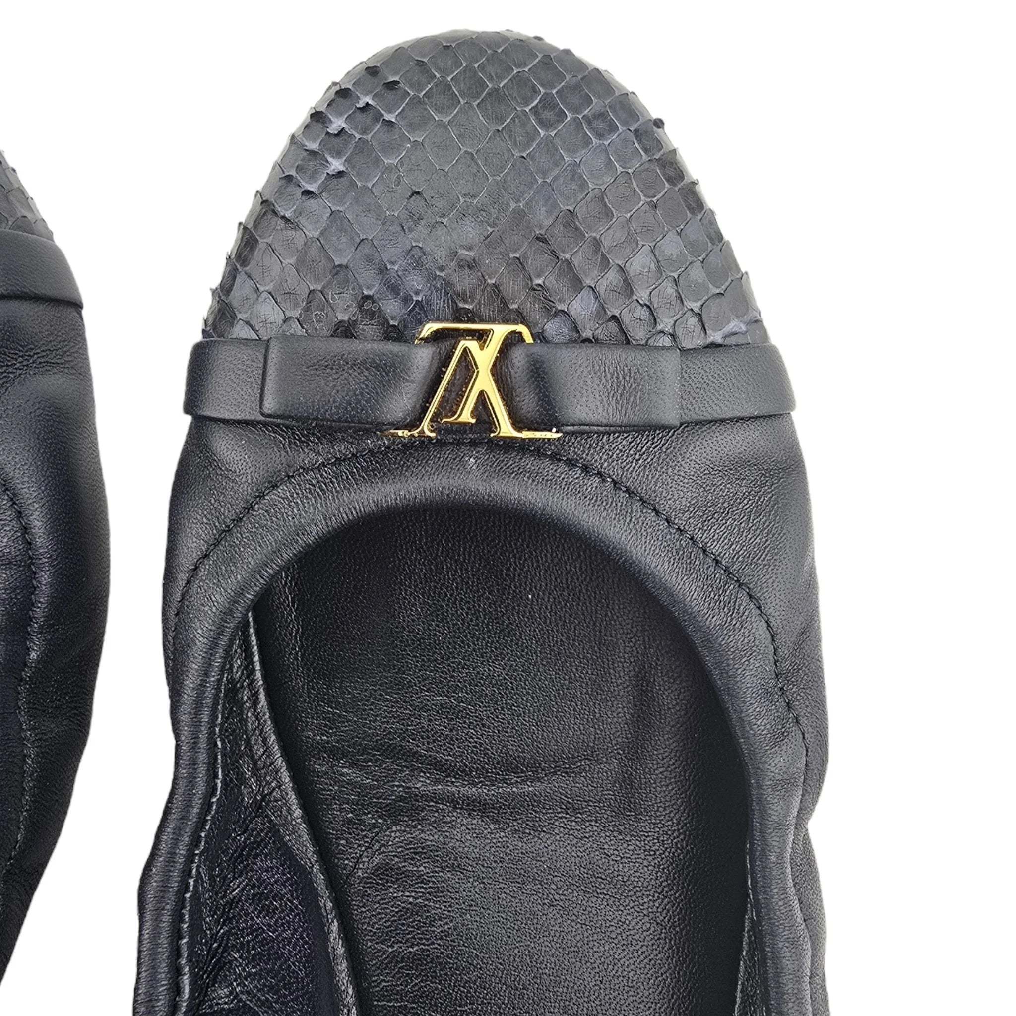Louis Vuitton LV Flirty Navy Blue Python Ballet Flats 39 LOUIS VUITTON
