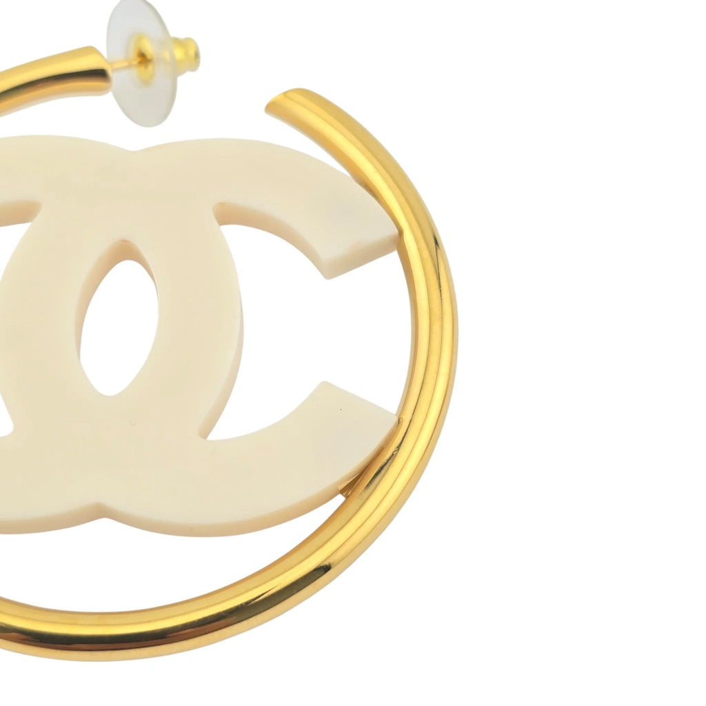 Chanel CC White/Gold Hoop Earrings B24 CHANEL