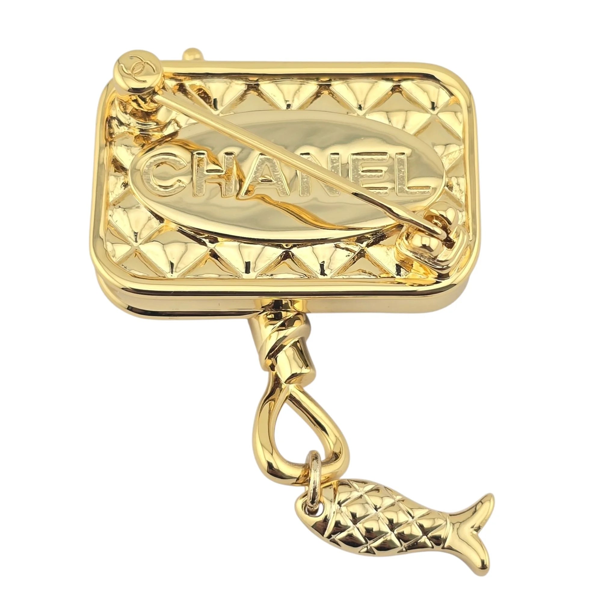 Chanel CC Gold Pearl Brooch 2025 CHANEL