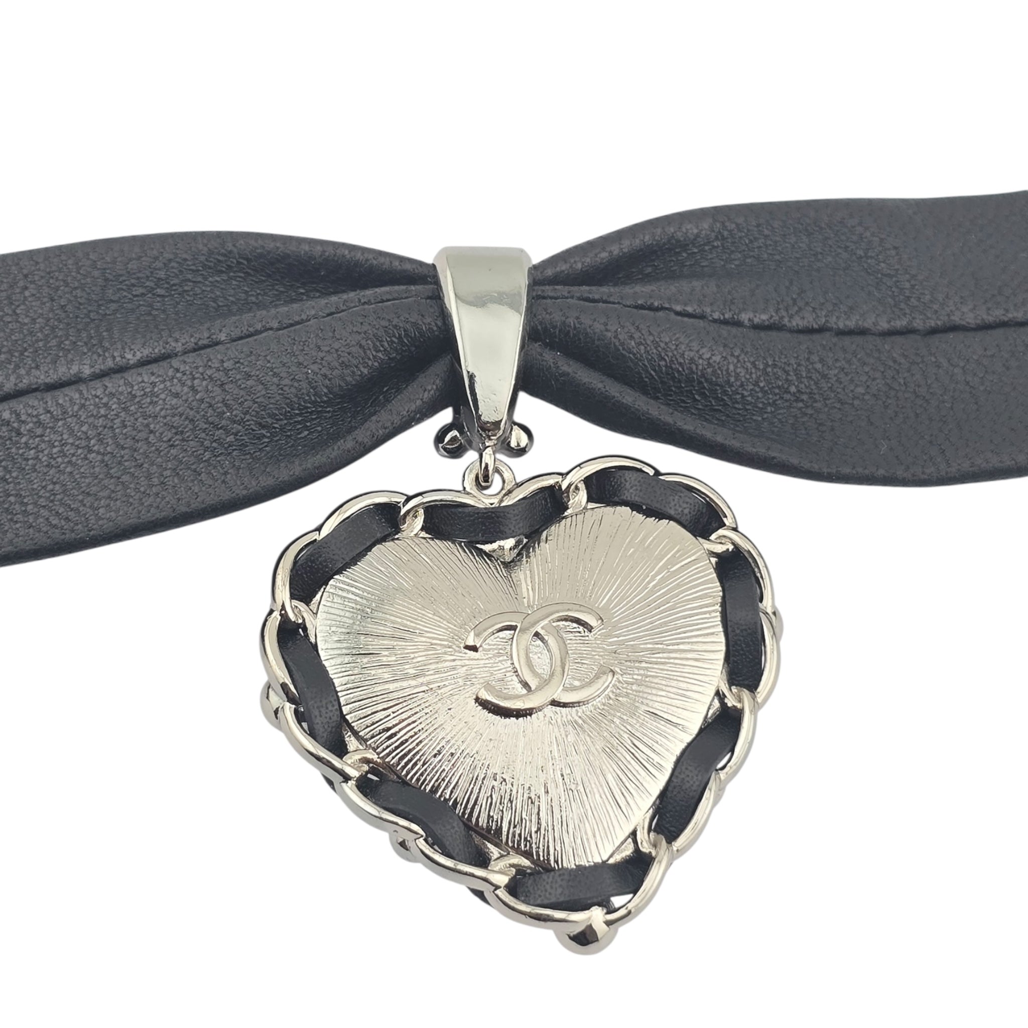 Chanel CC Lambskin Crystal Heart Choker Ruthenium Black CHANEL