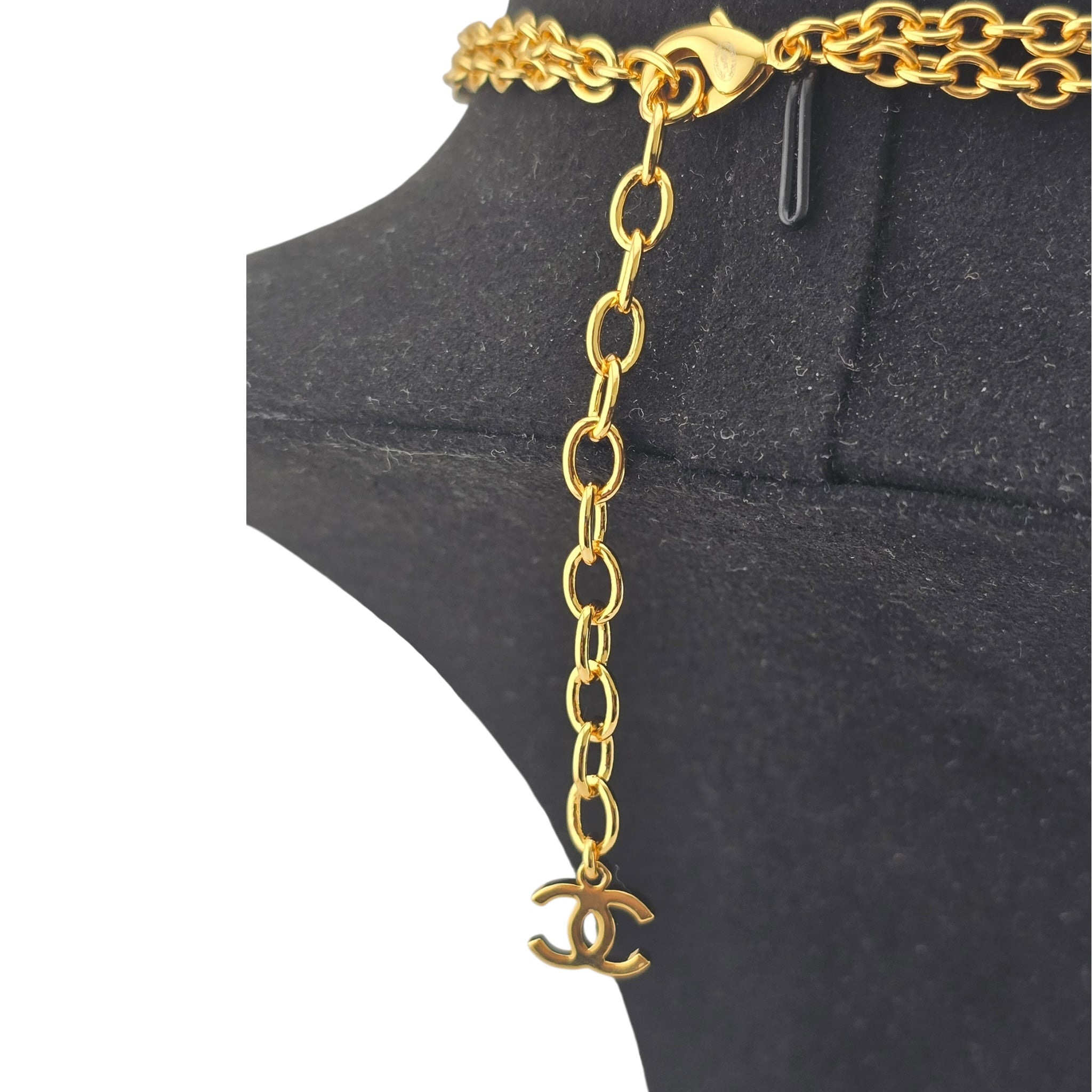 Chanel CC Gold Leaf Pendant Necklace 2025