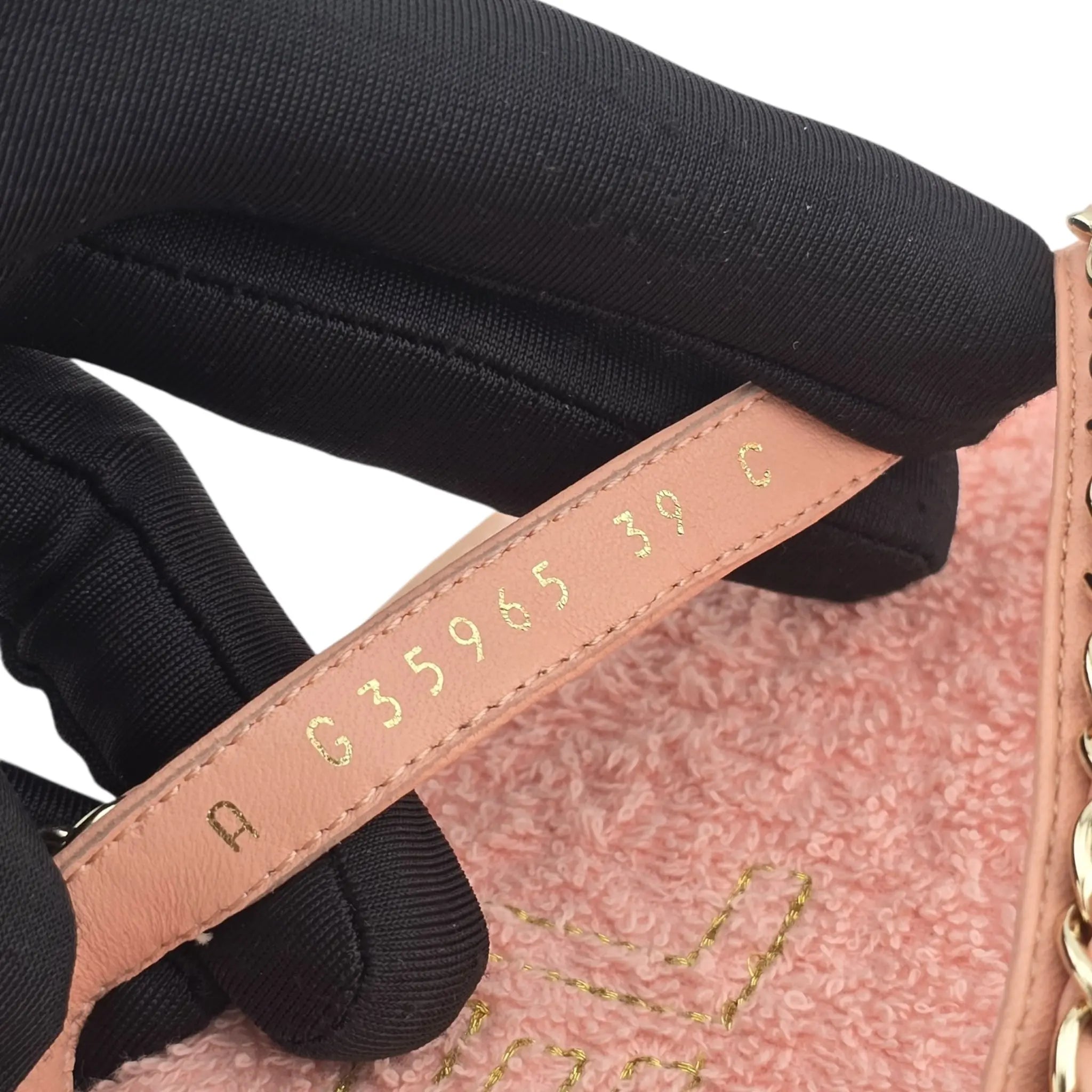 Chanel CC Calfskin Chain Thong Pink Sandals 39 UK6 CHANEL