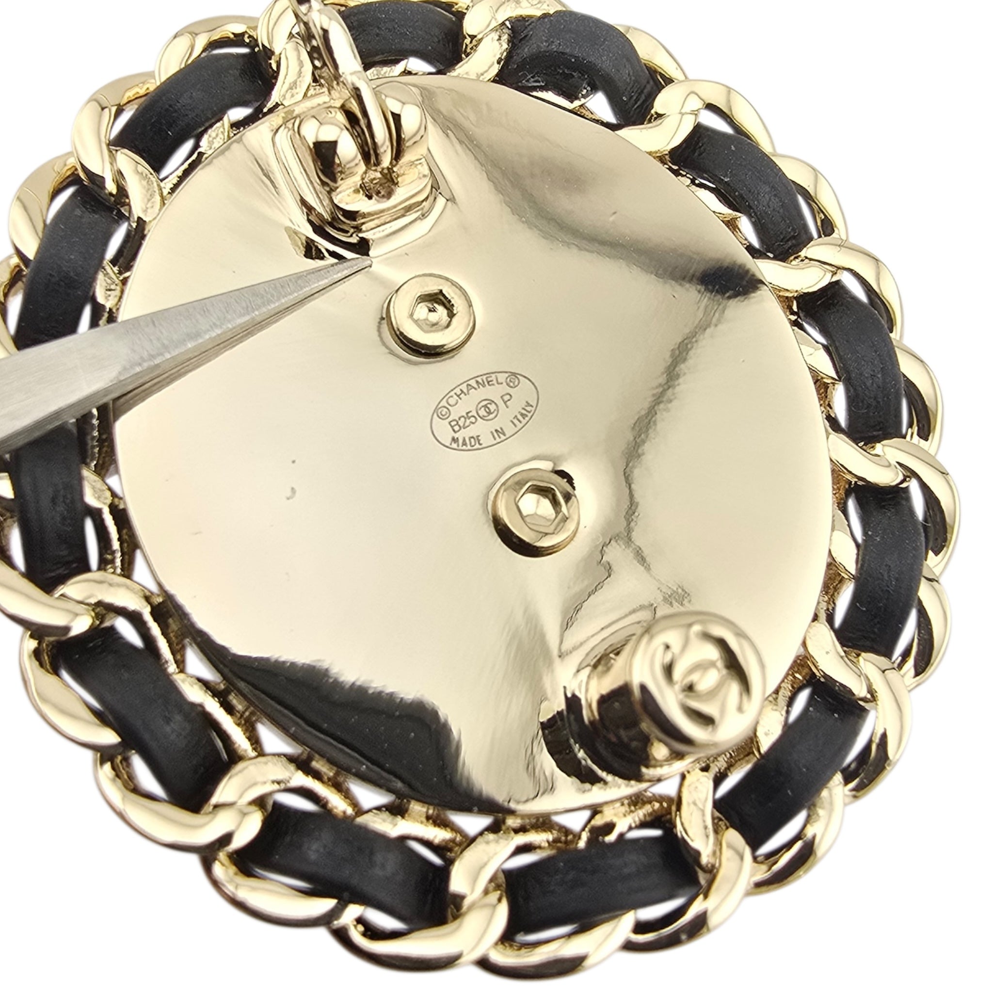 Chanel CC Denim Oval Brooch Blue Gold 2025 CHANEL