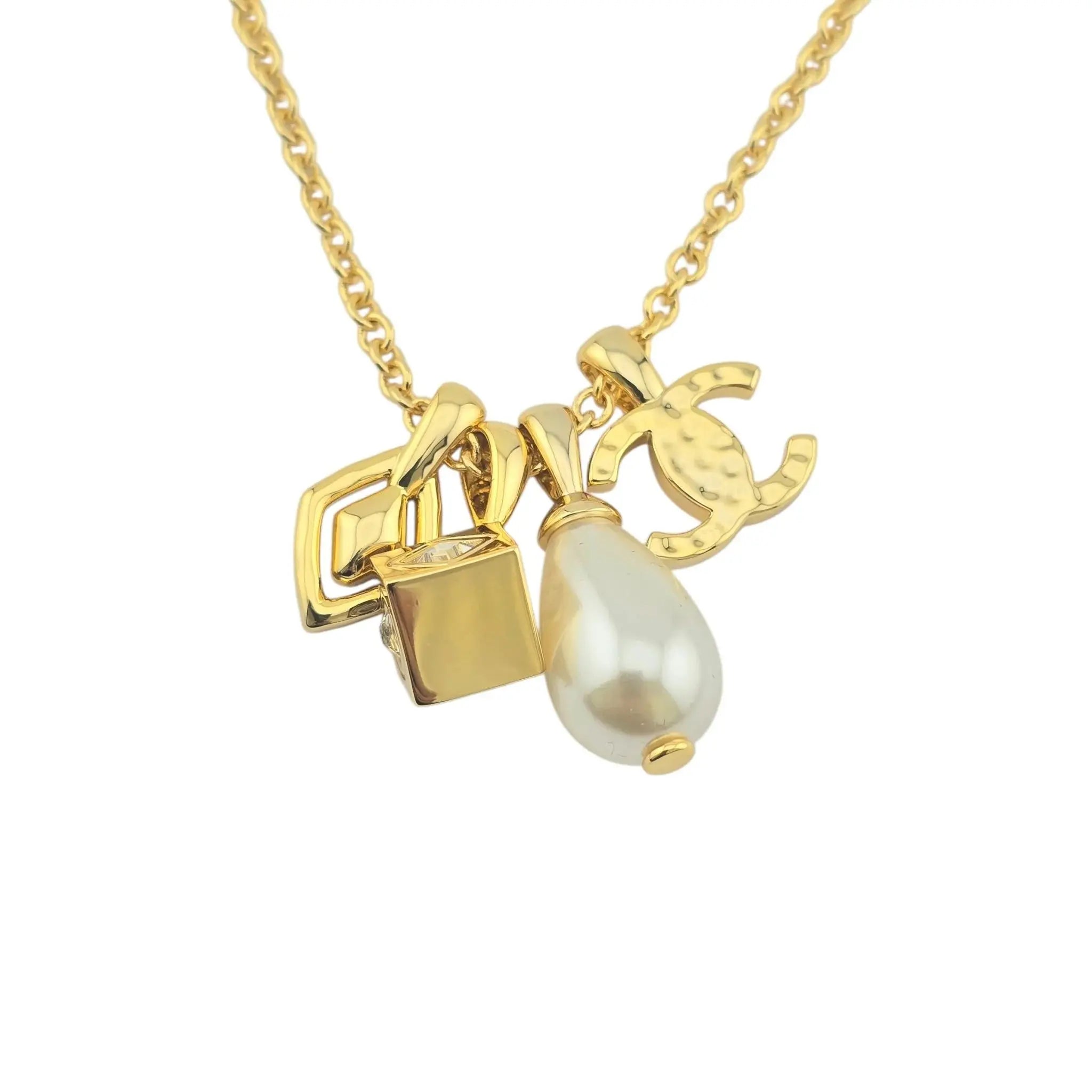 hanel CC Charms Gold Necklace 2023 CHANEL