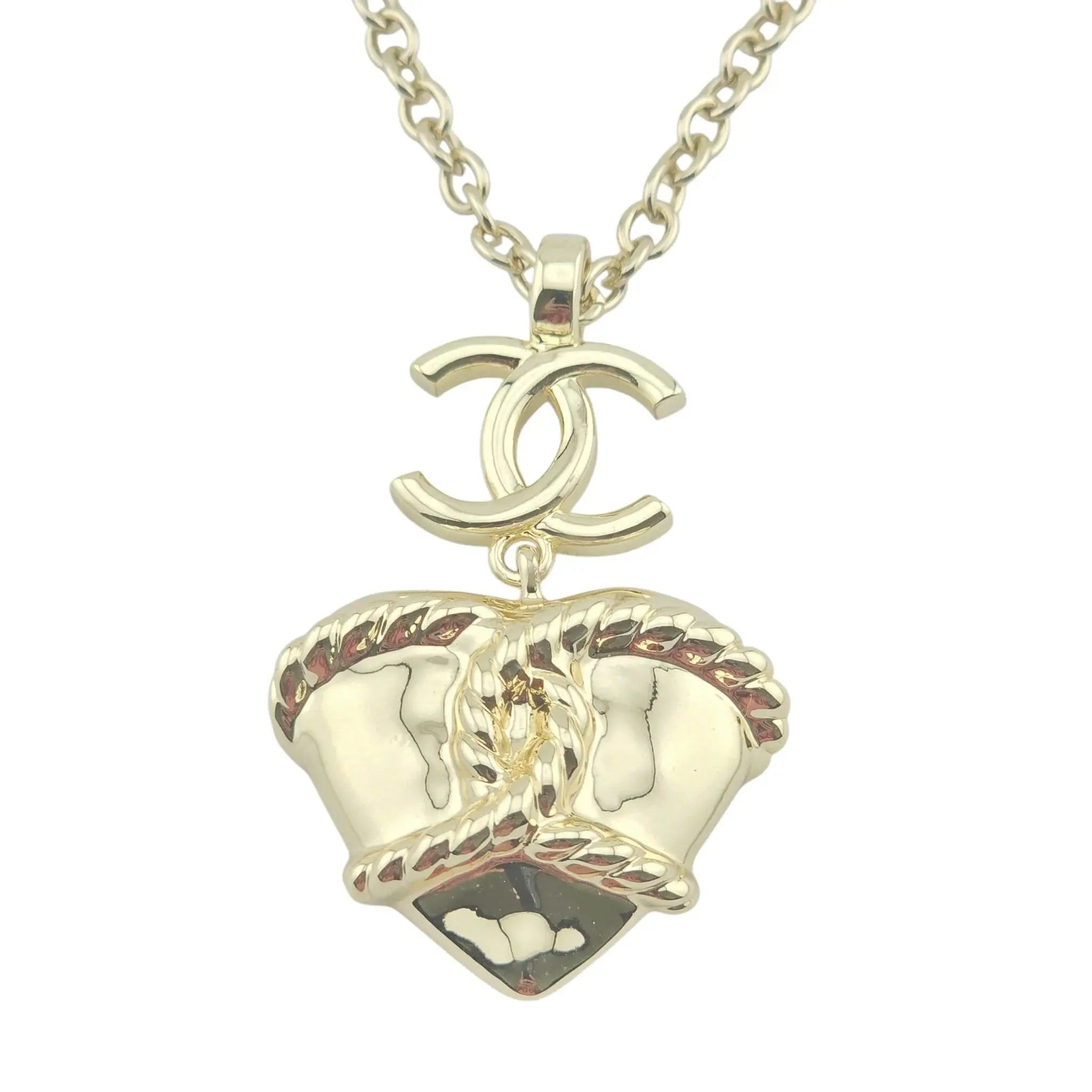 Chanel CC Gold Heart Pendant Necklace 2025 CHANEL