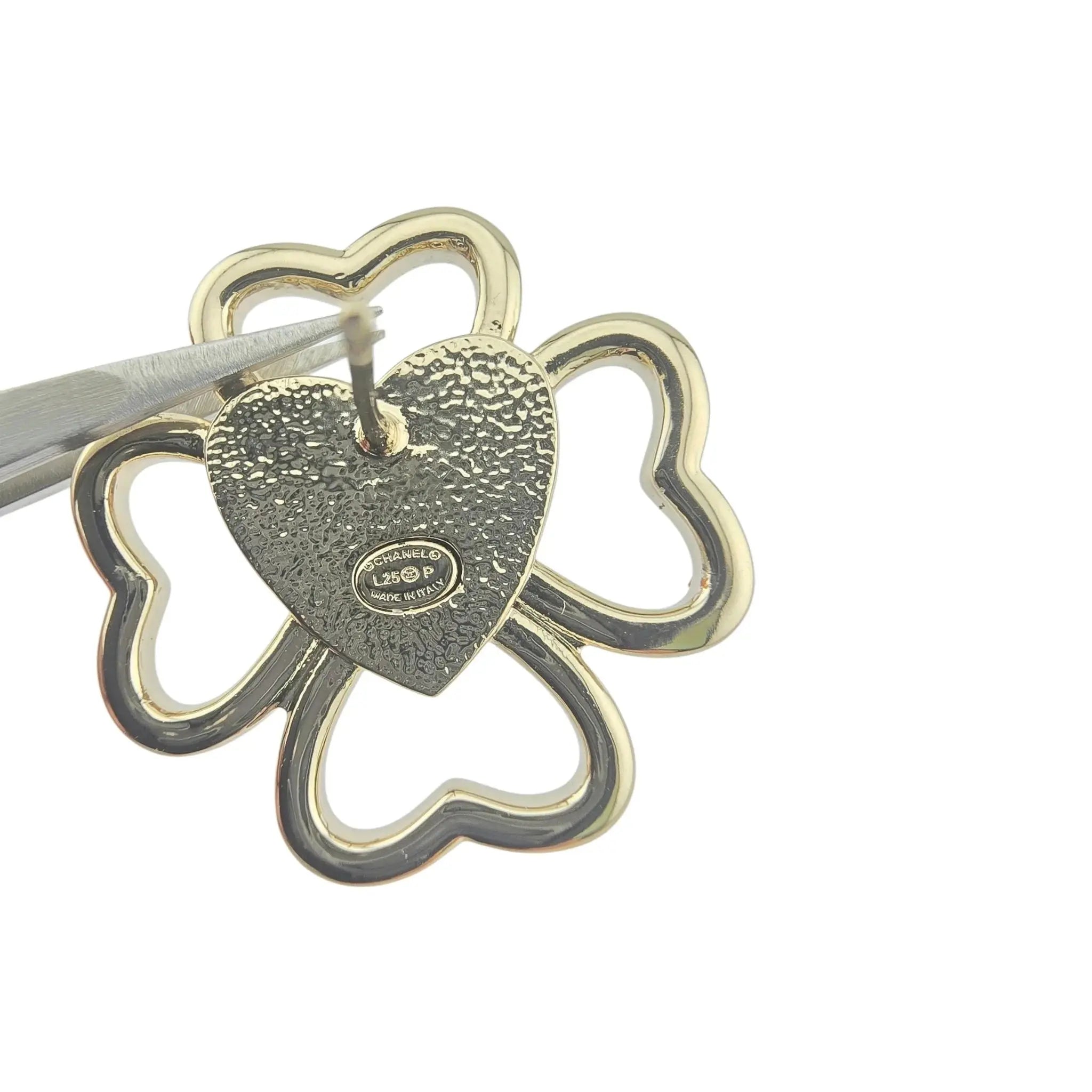 Chanel CC Heart White/Gold Earrings 2025 CHANEL