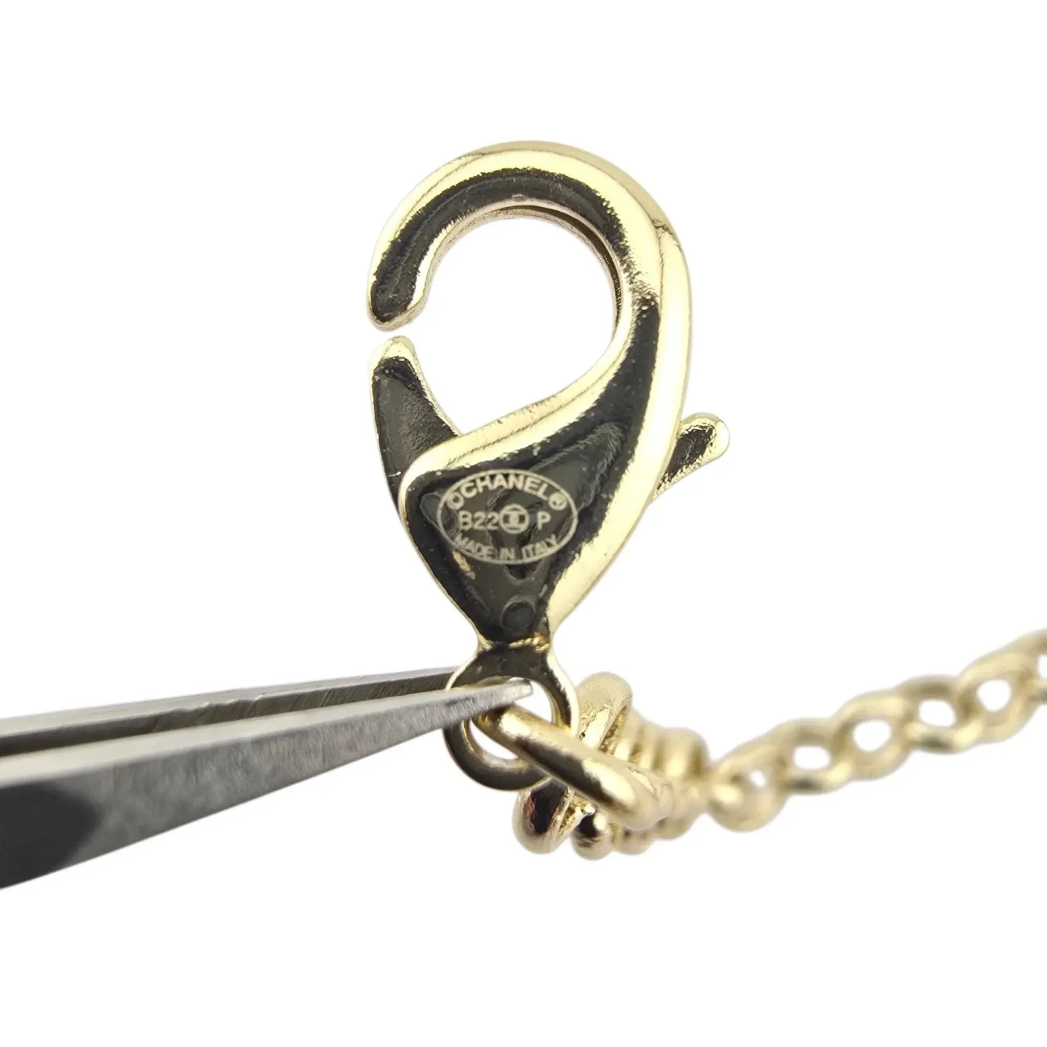 Chanel CC Heart Chain Pendant Necklace Gold CHANEL
