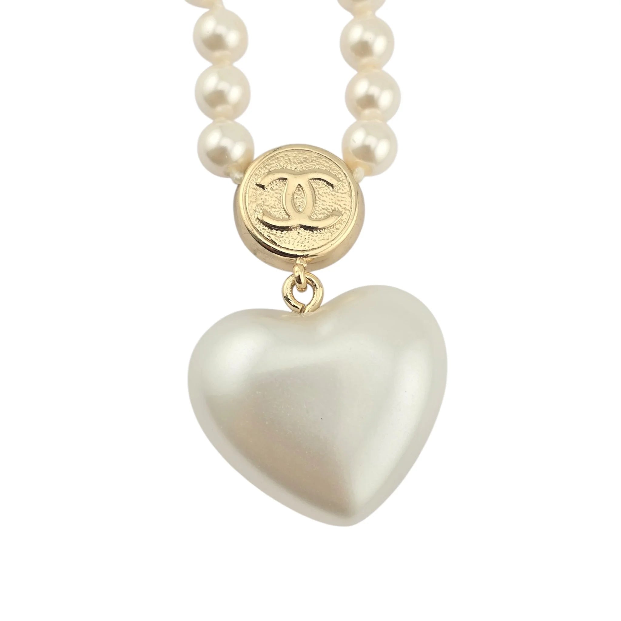 Chanel CC Pearl Crystal Heart Gold Short Necklace A21 CHANEL