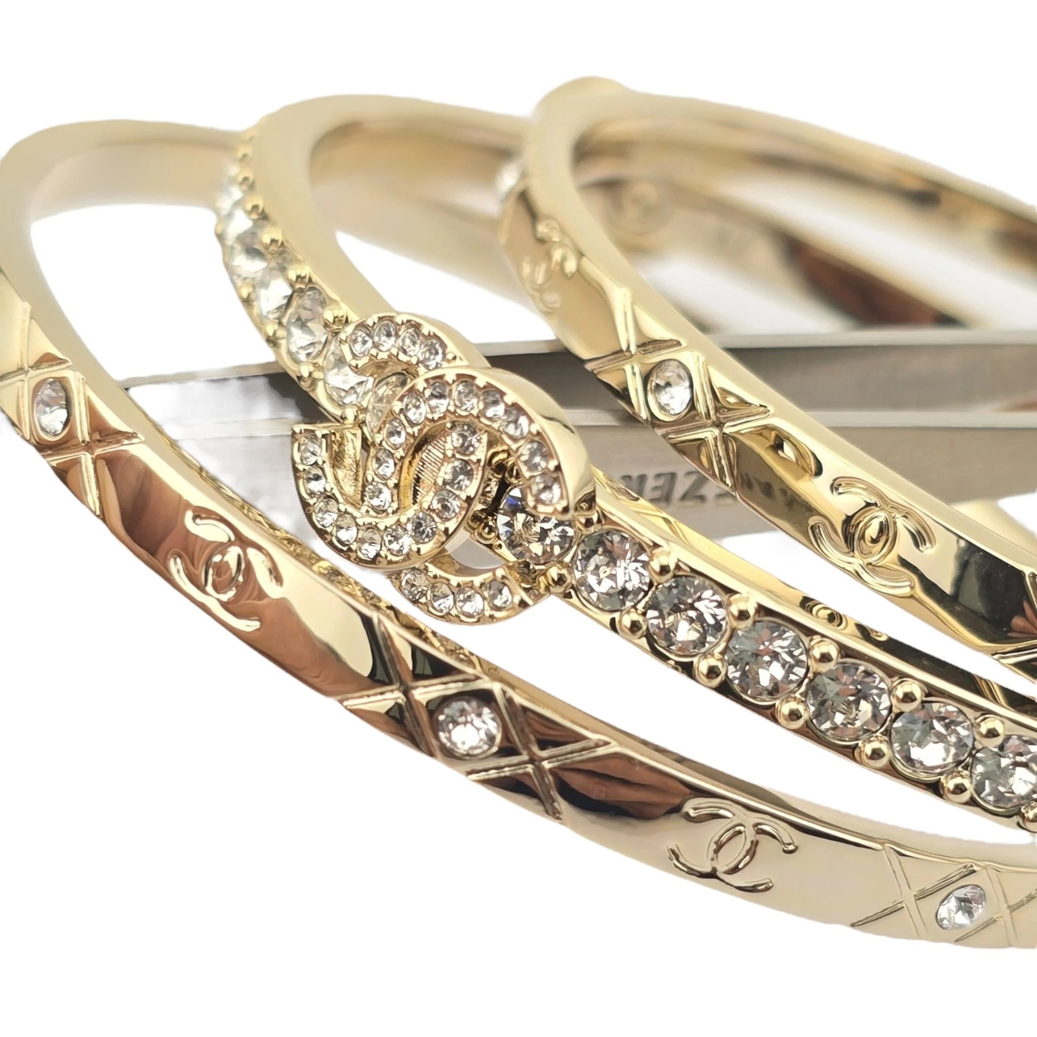 Chanel CC Cuff Bangle Gold Set M 2025 CHANEL
