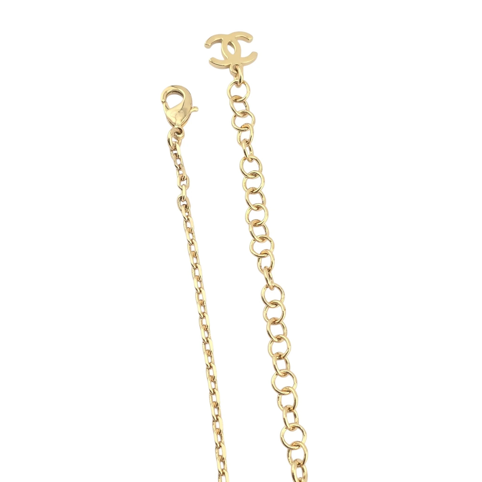 Chanel CC Round Gold Necklace 2025 CHANEL