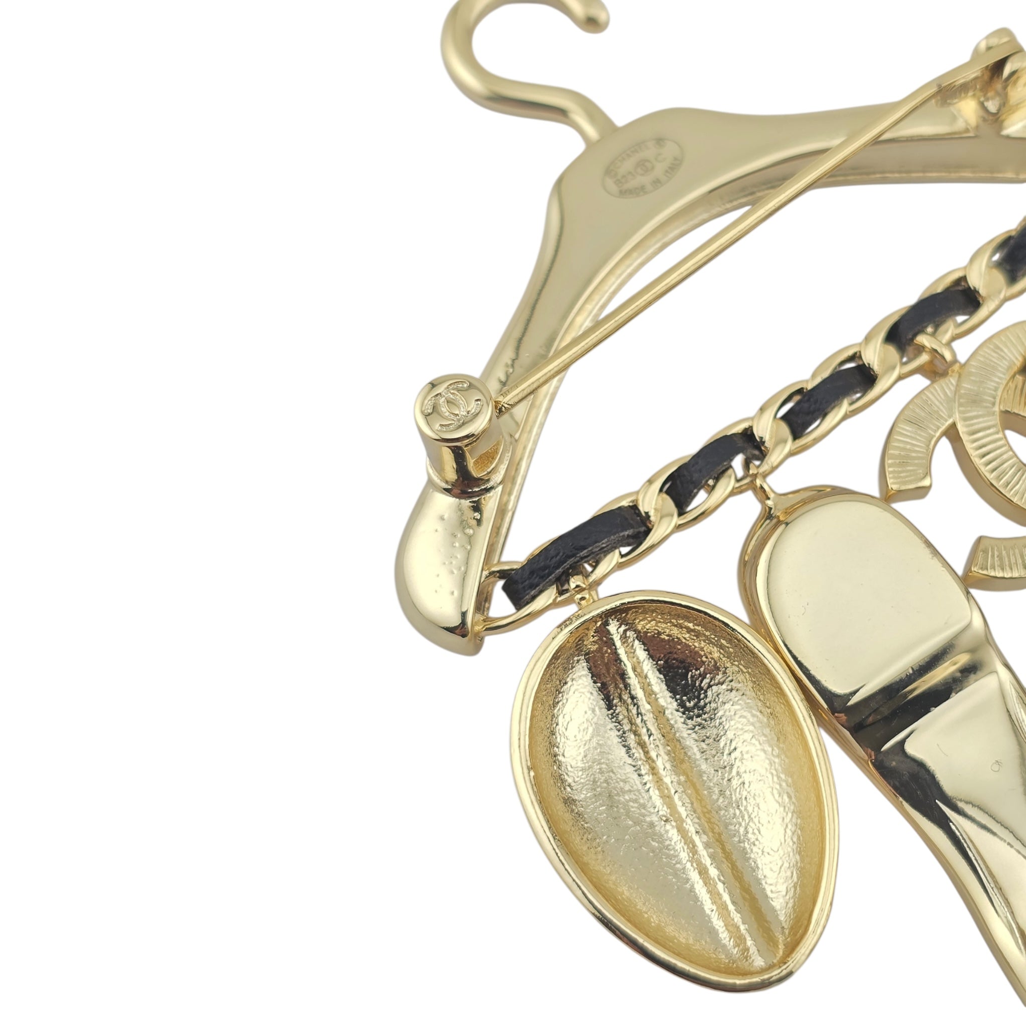 Chanel CC Crystal Charms Hanger Brooch Gold Black 2023