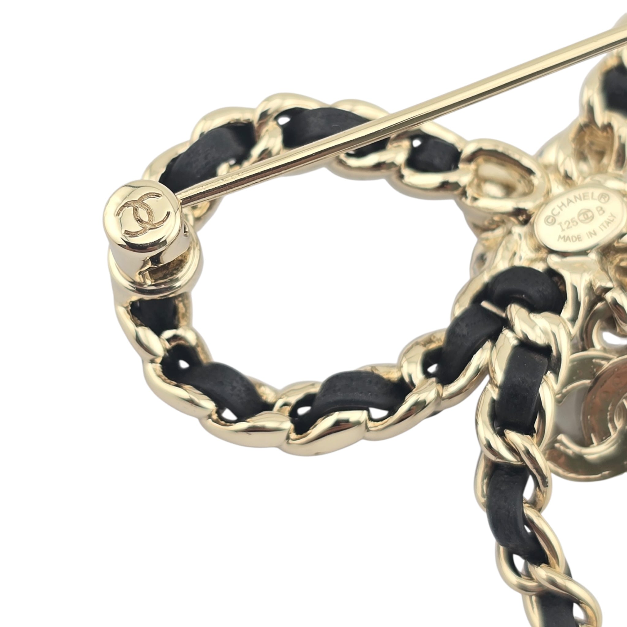 Chanel CC Bow Leather Gold Brooch 2025