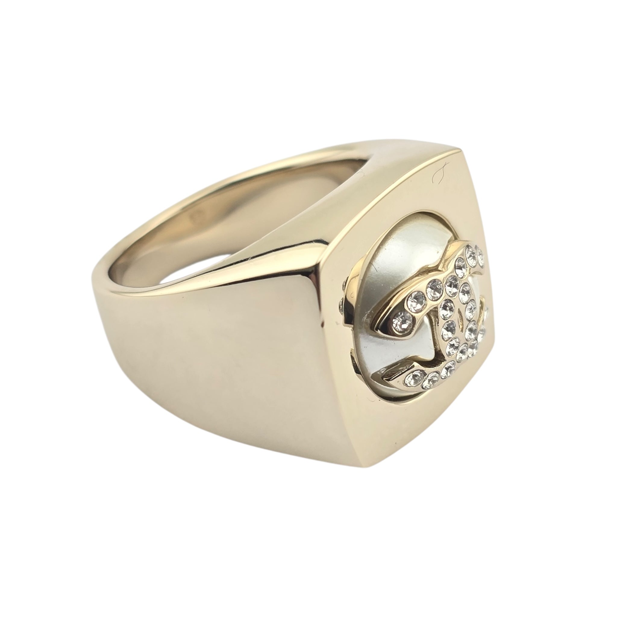 Chanel CC Gold Pearl Ring B23
