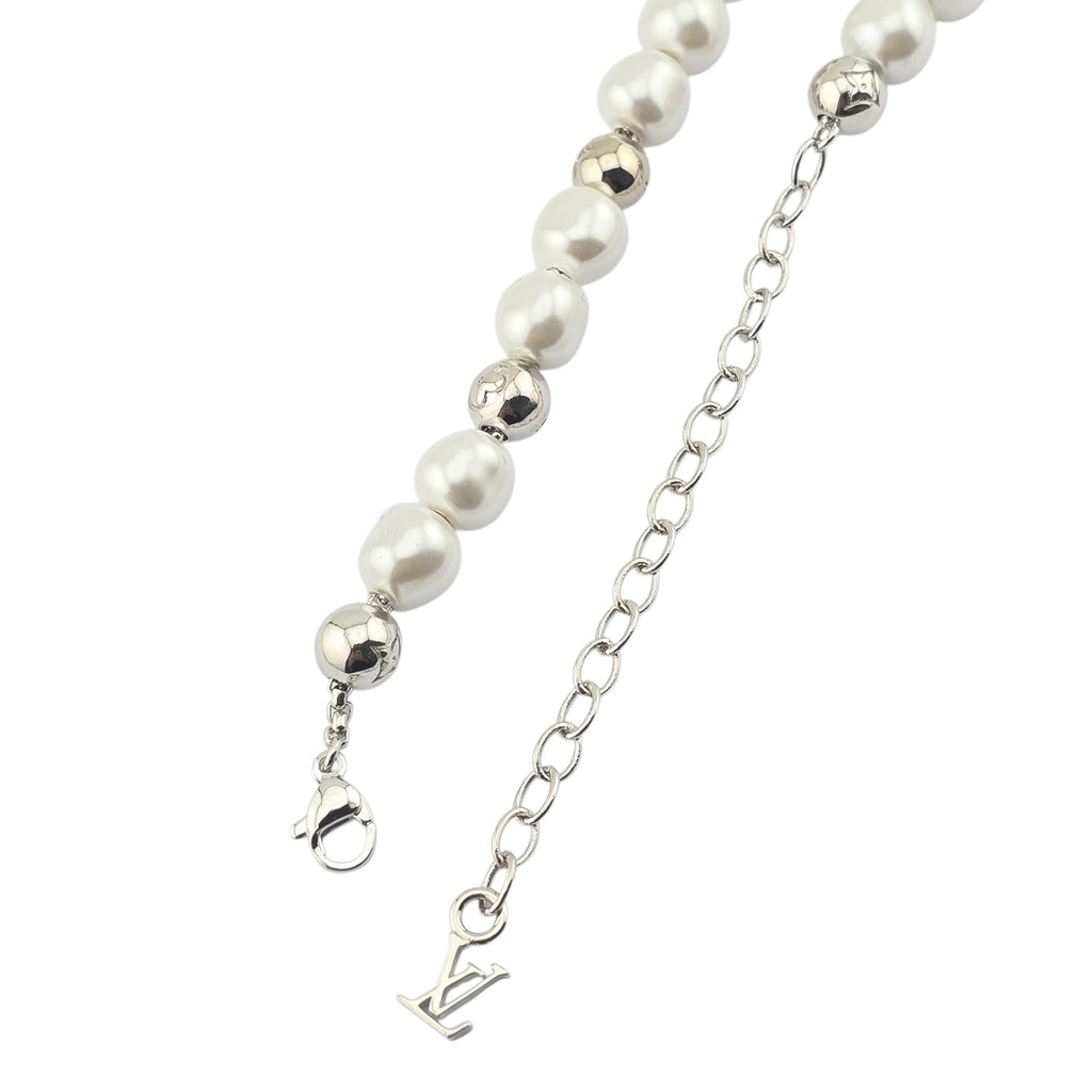 Louis Vuitton LV G LOUIS VUITTON