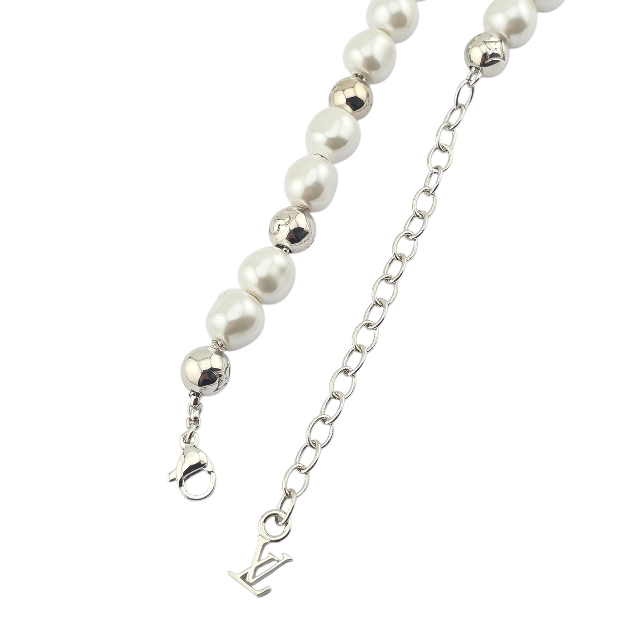 Louis Vuitton LV G LOUIS VUITTON