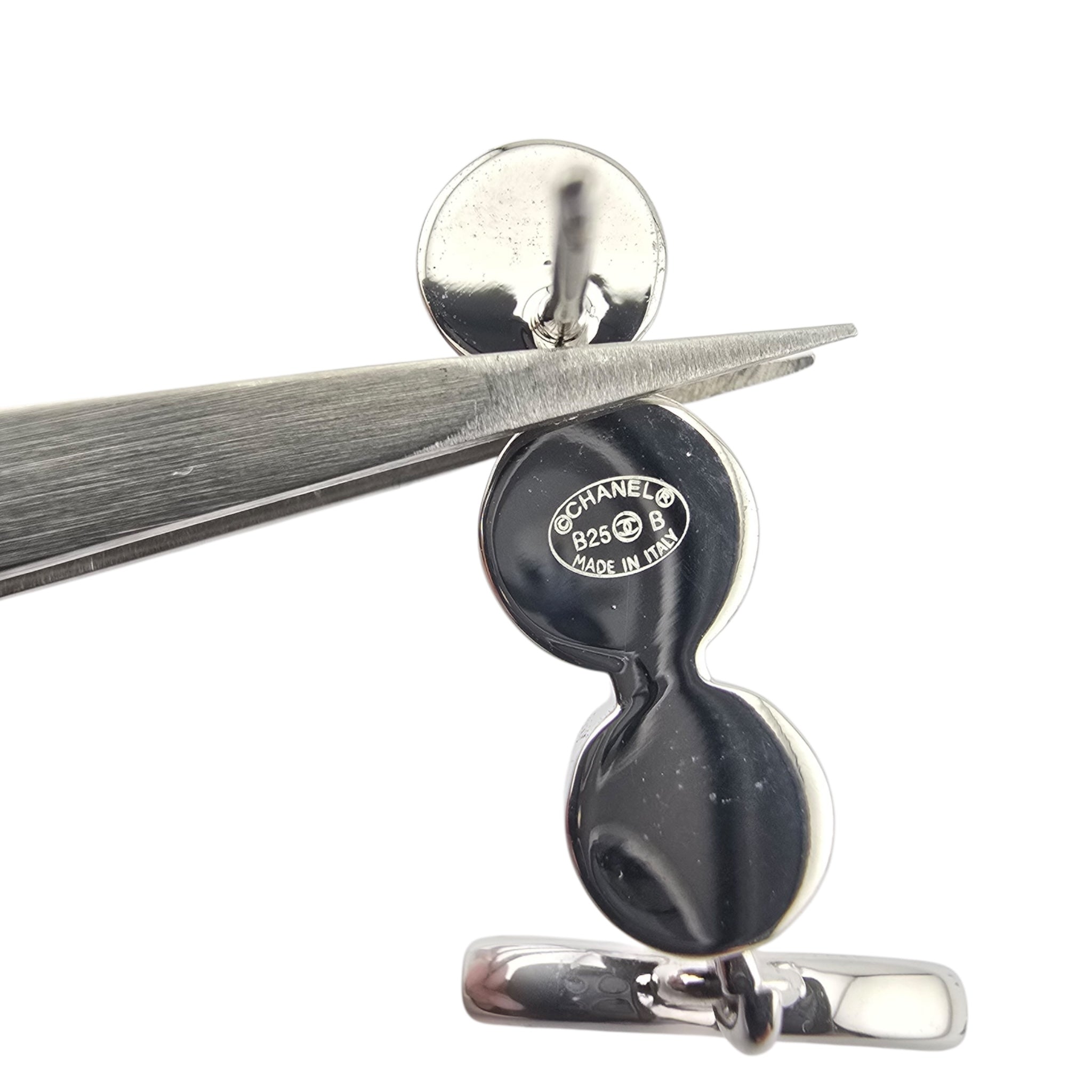 Chanel CC Silver Crystal Pearl Earrings 2025 CHANEL