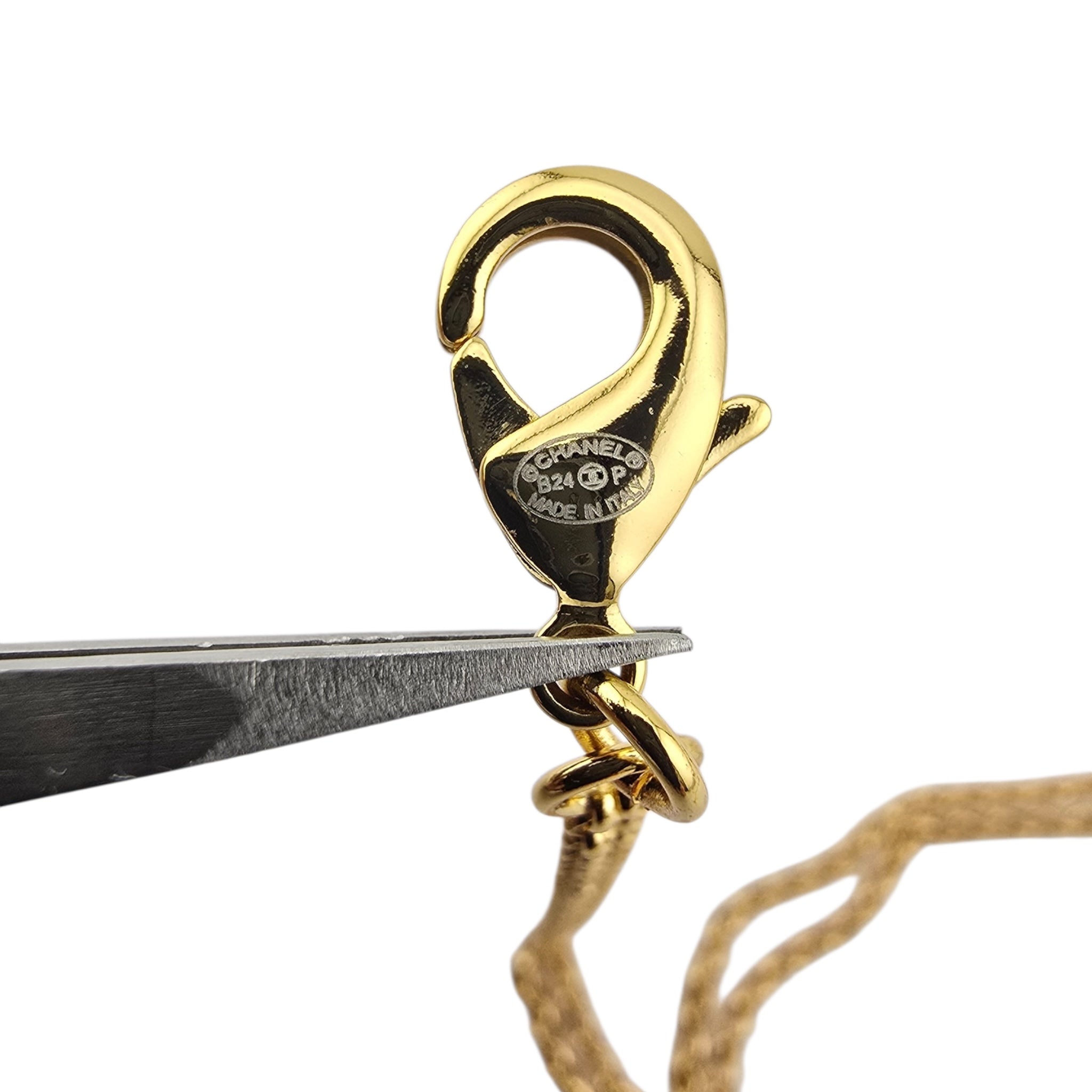 Chanel CC Round Enamel Pendant Choker Necklace 2024 CHANEL