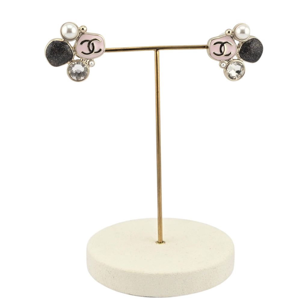 Chanel CC Enamel Pearl Earrings 2025 CHANEL
