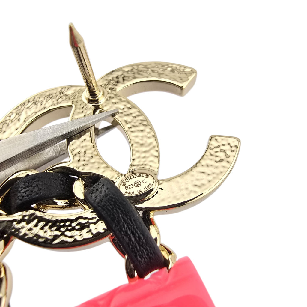 Chanel CC Matelasse Pink Gold Brooch B23 CHANEL