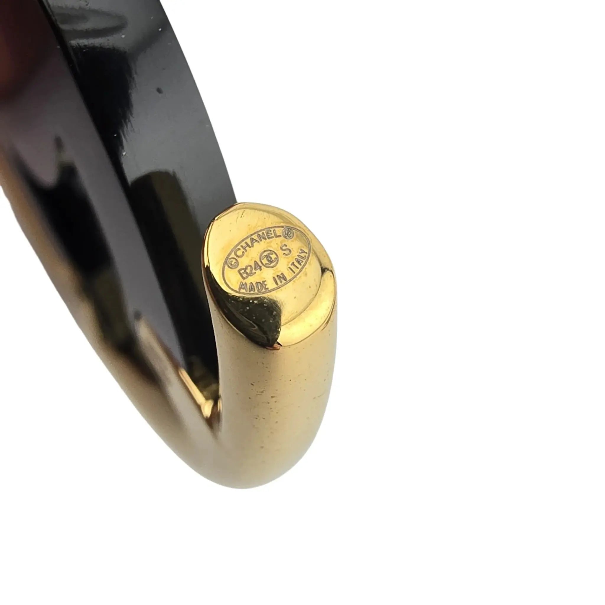 Chanel CC Black/Gold Hoop Earrings B24 CHANEL