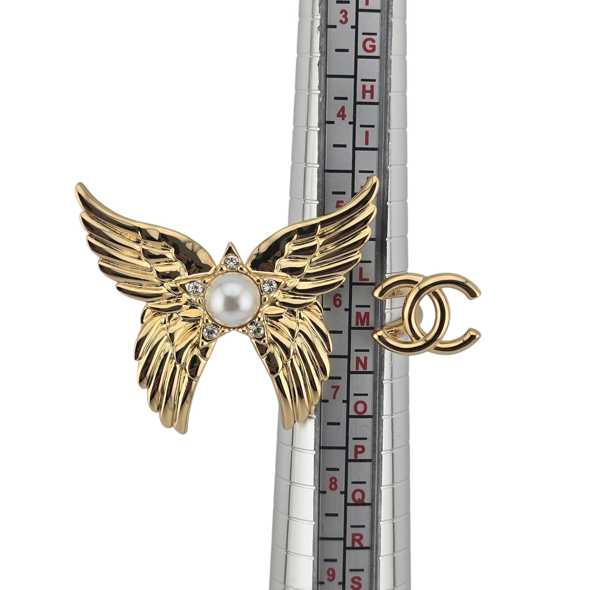 Chanel CC Wings Gold Ring 2024