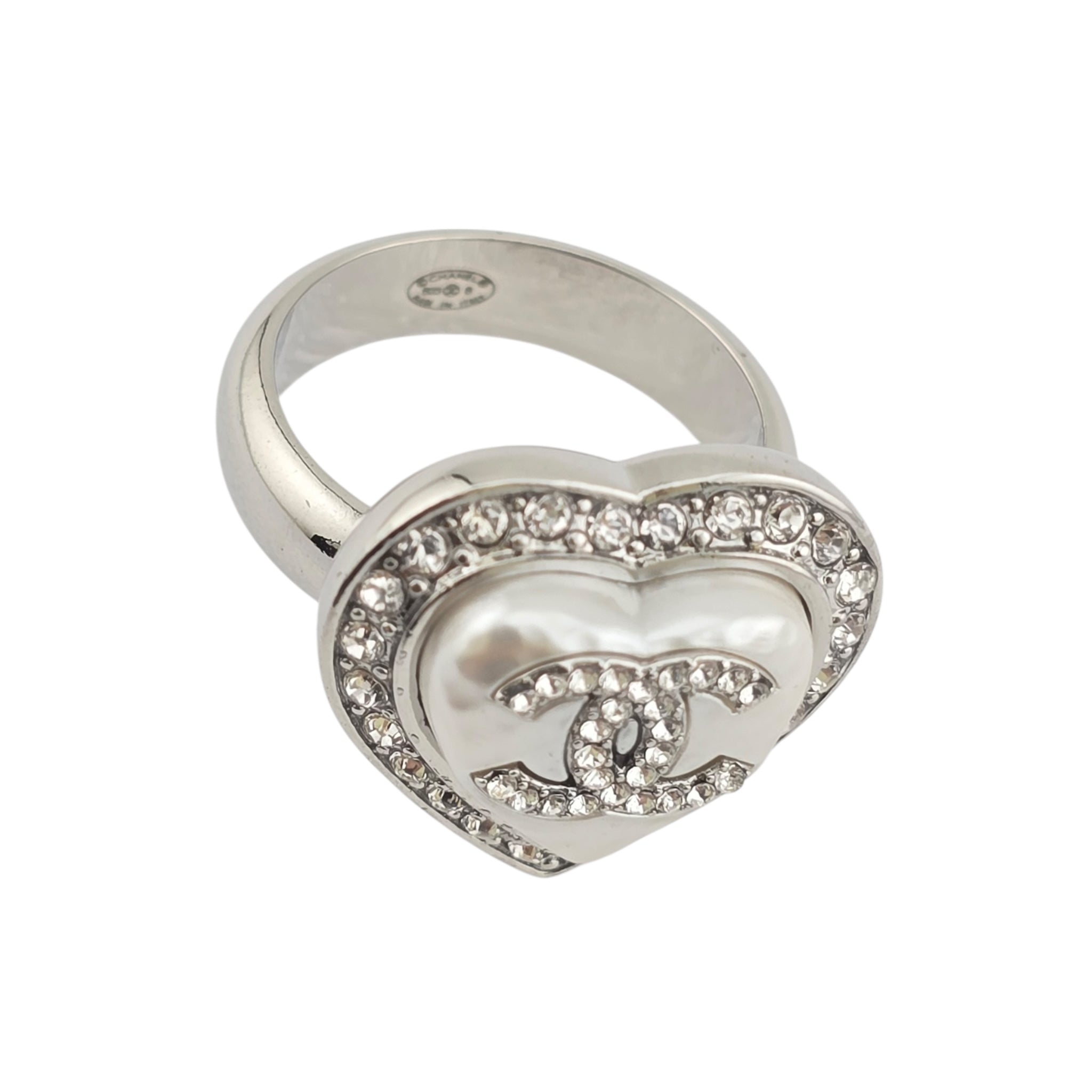 Chanel CC Silver Heart Pearly White Ring