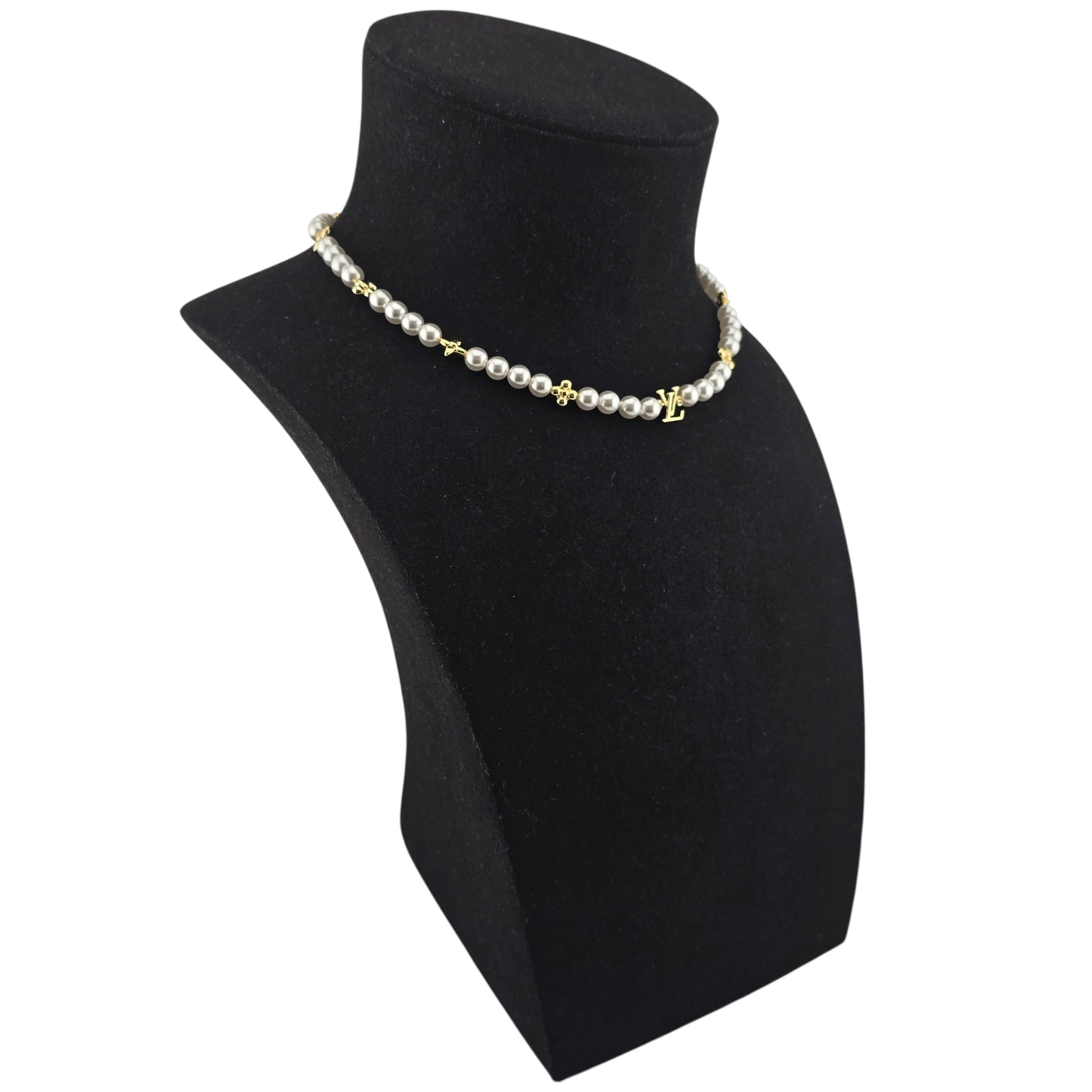 Louis Vuitton My LV Pearl Collier Necklace