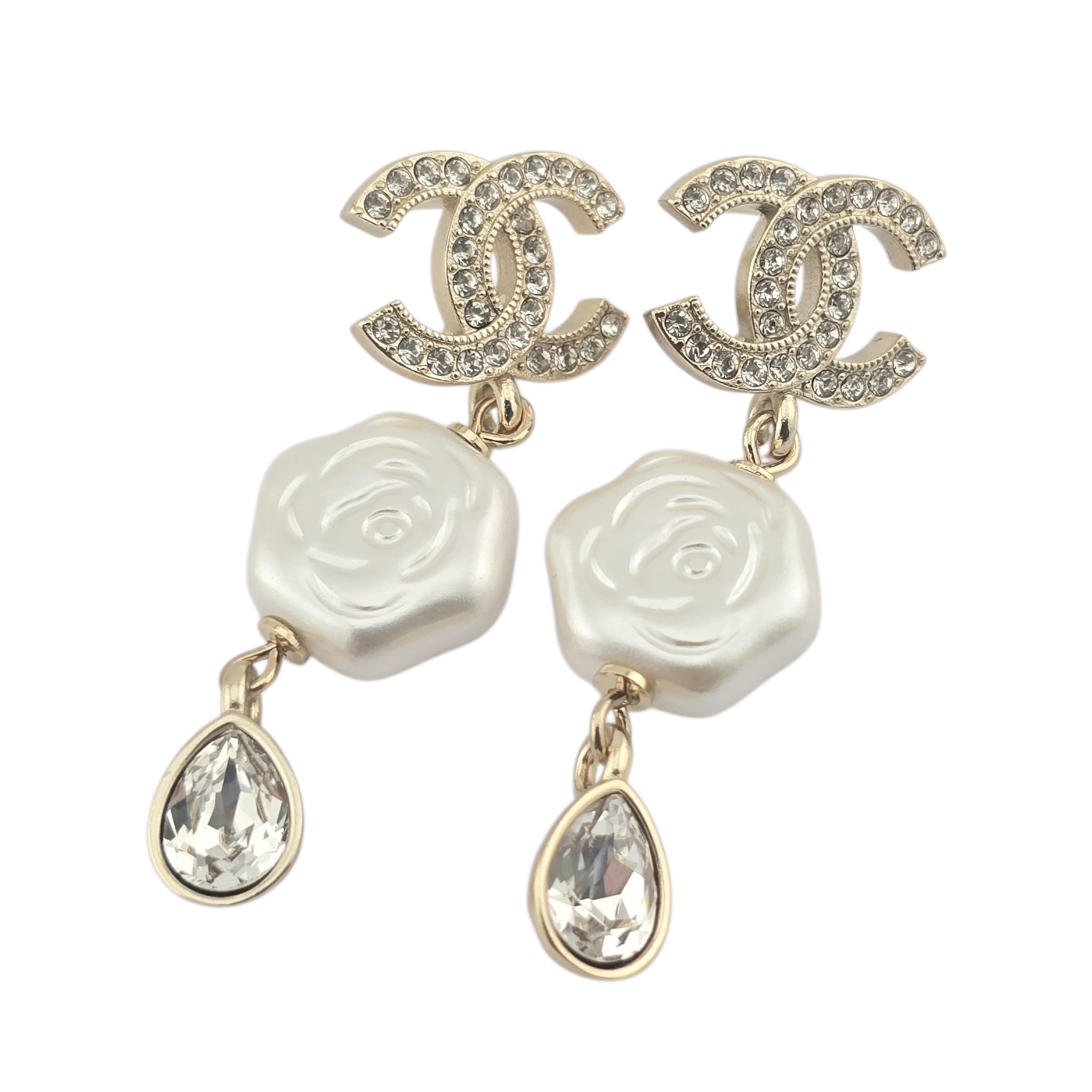Chanel CC Drop White Resin Earrings 2025 CHANEL
