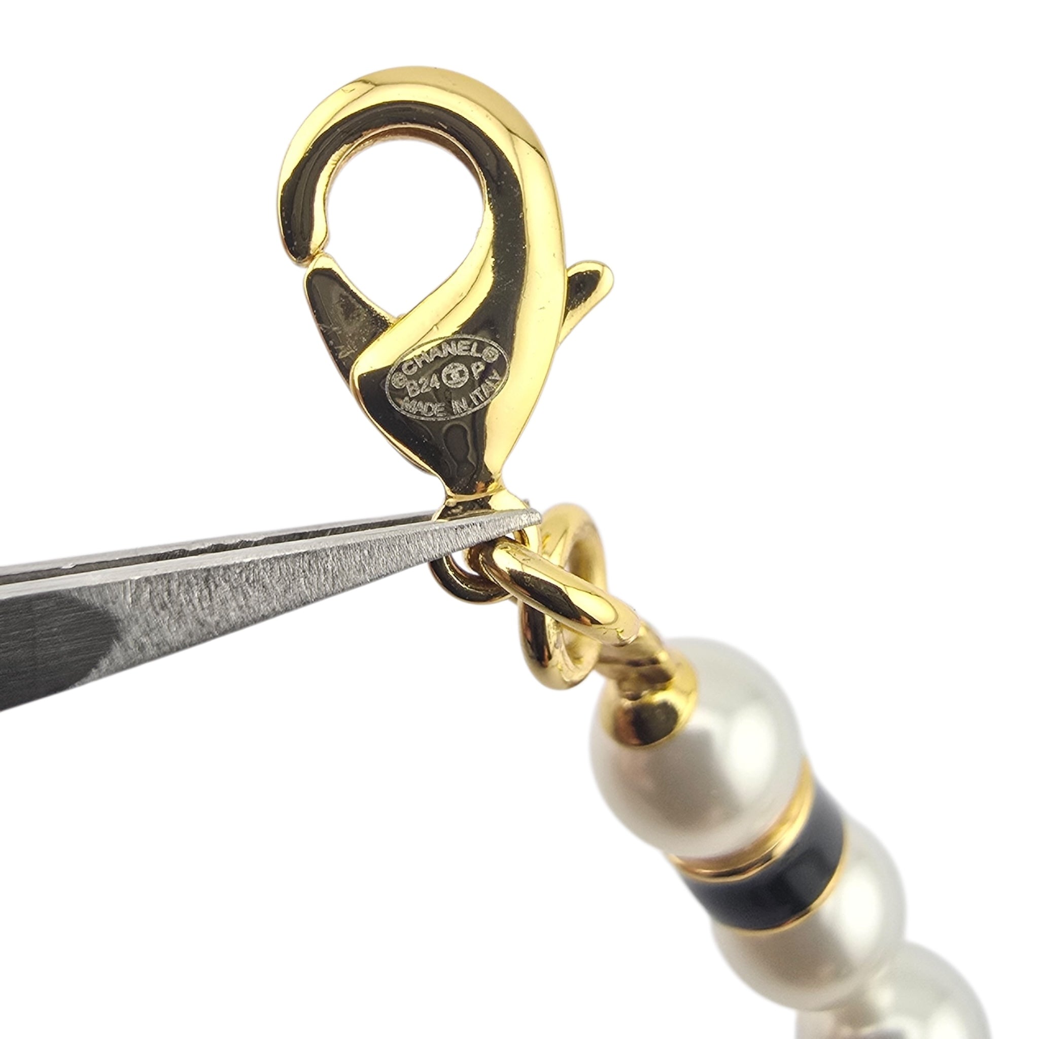 Chanel CC Faux Pearl Bracelet 2024 CHANEL