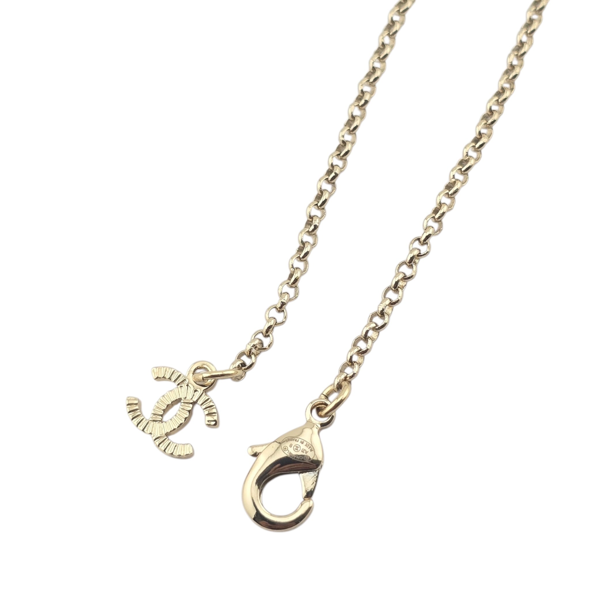 Chanel CC Pearl Crystal Heart Gold Necklace A21