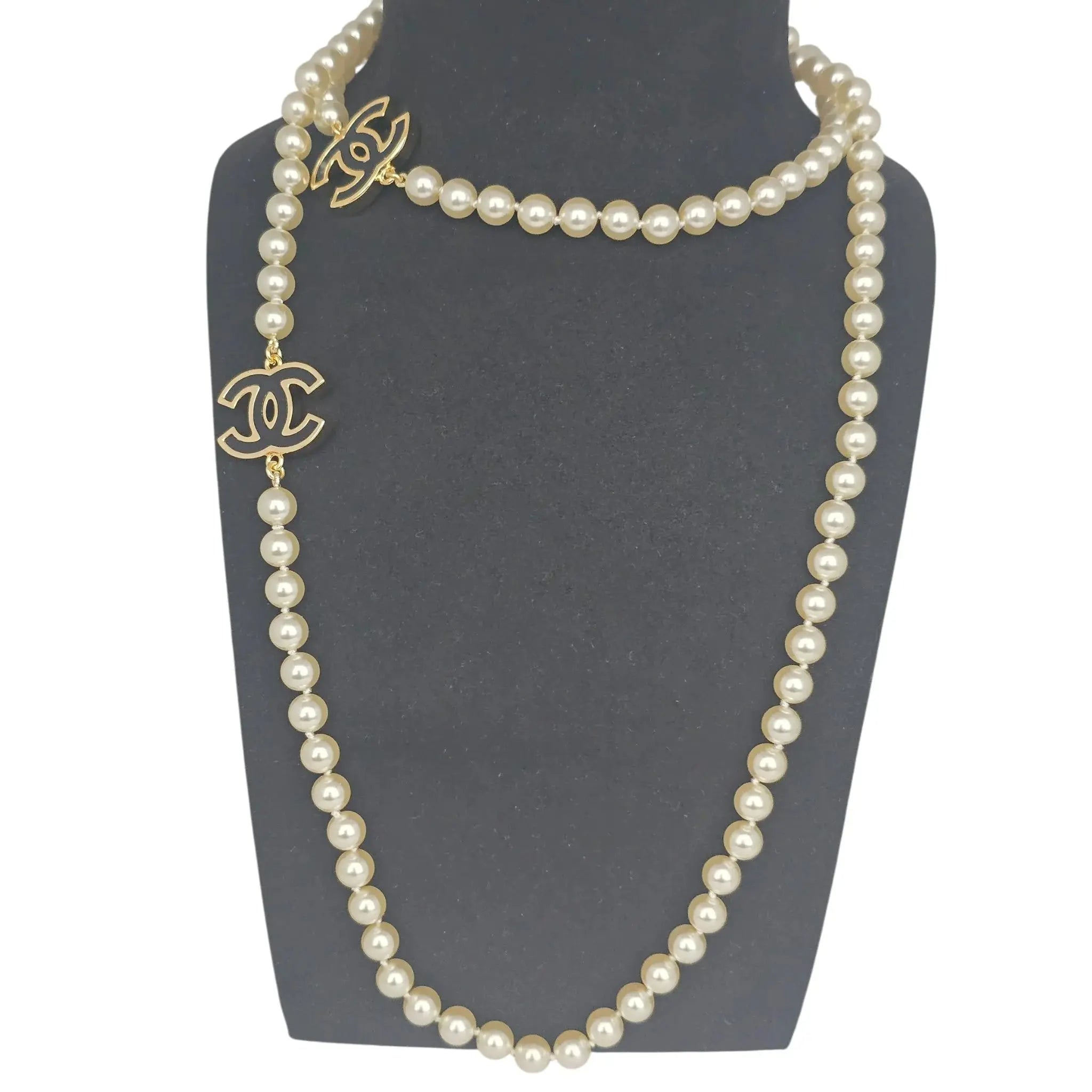 Chanel Black CC Pendant Long Faux Pearl Necklace B24 CHANEL