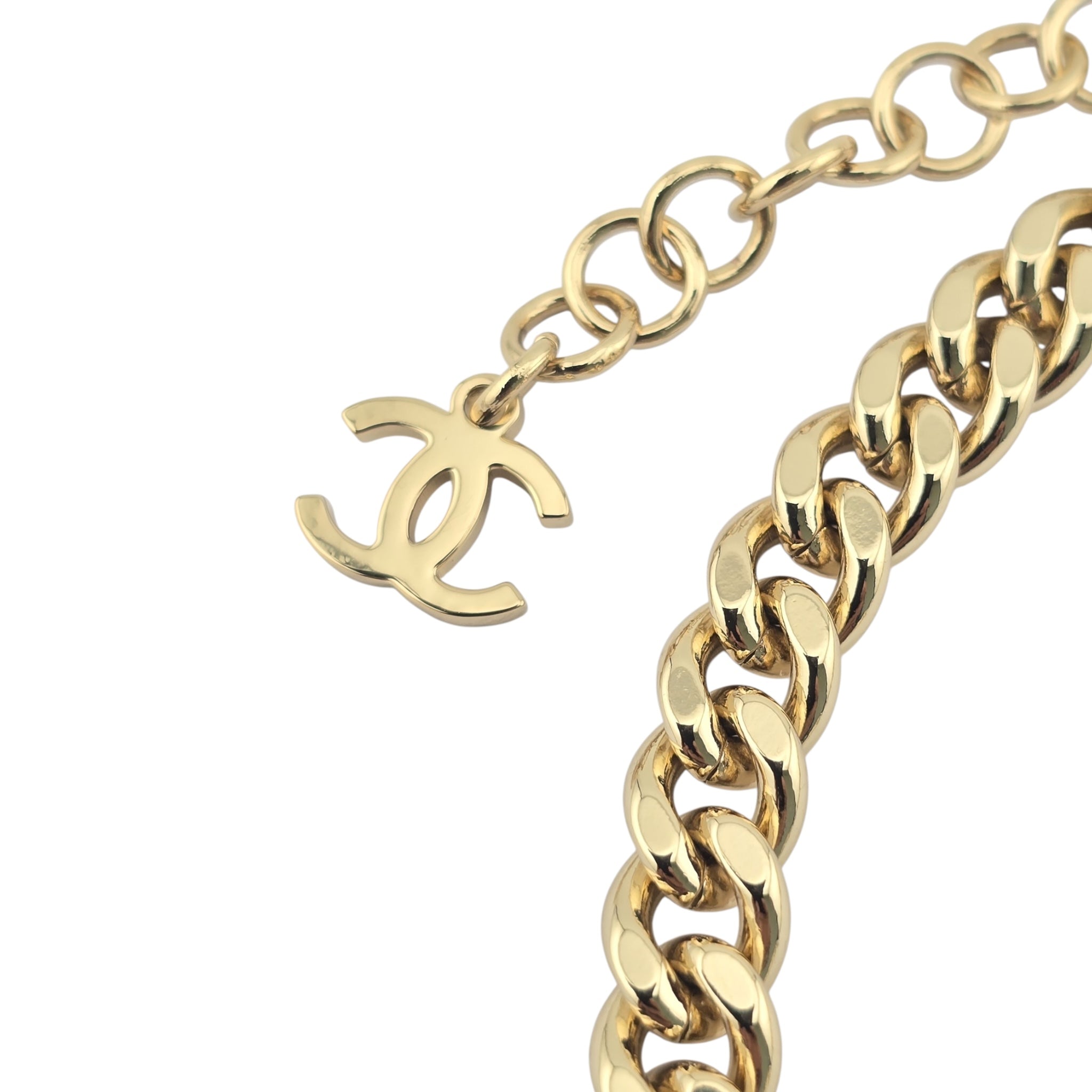 Chanel CC Heart Pendant Gold Choker Necklace 2023 CHANEL