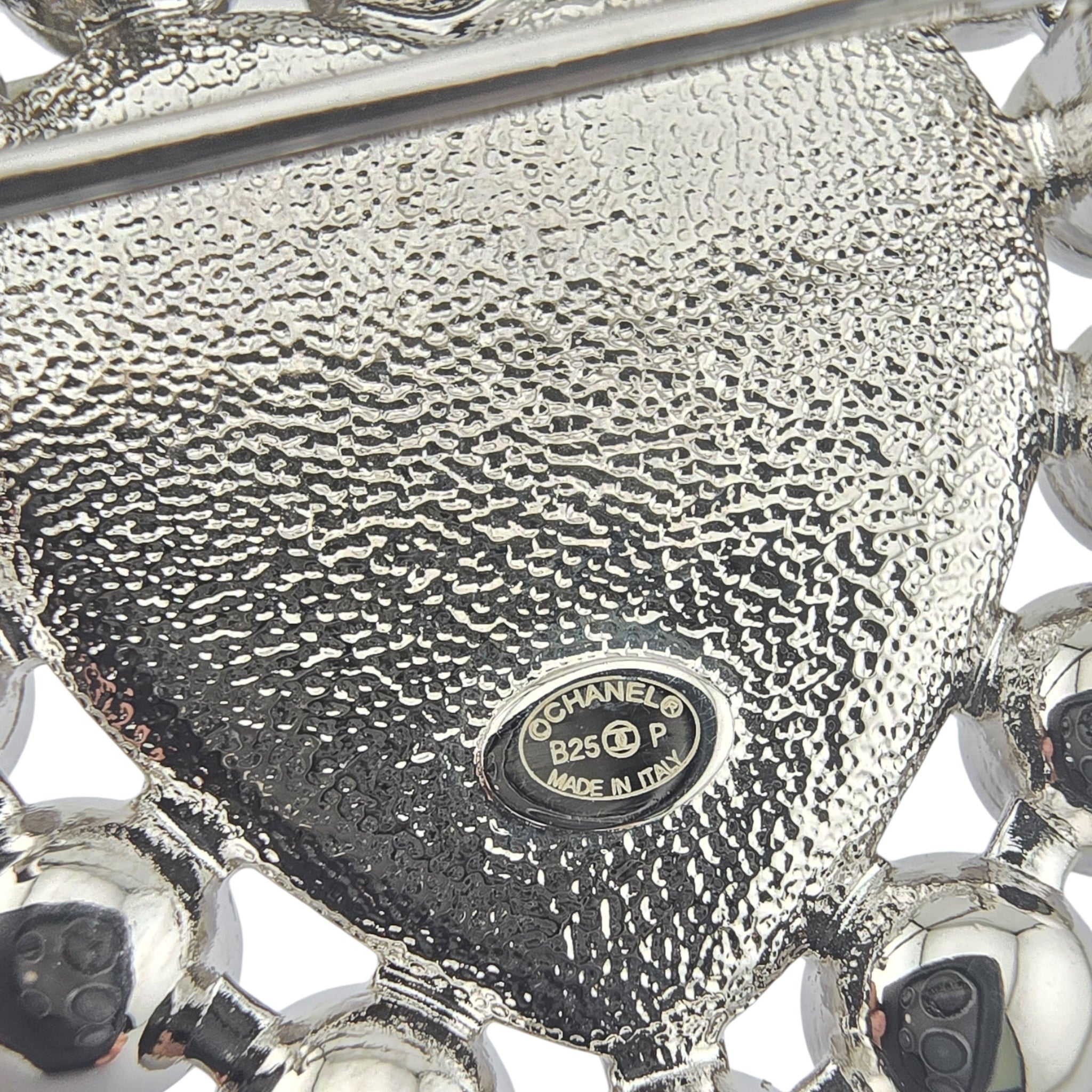 Chanel CC Silver Pink Heart Crystal Faux Pearl Brooch 2025 CHANEL