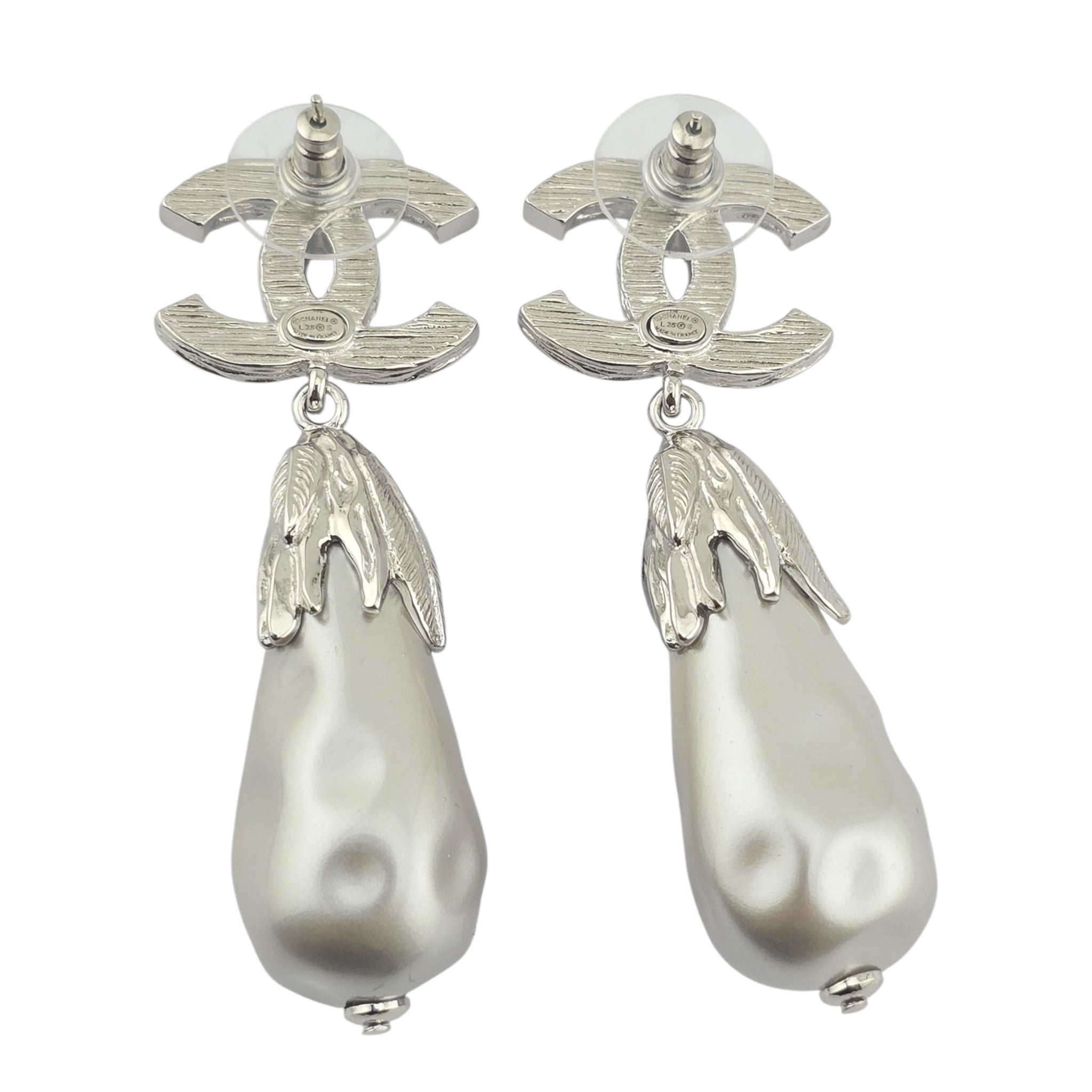 Chanel CC Faux Pearl Silver Leaf Earrings 2025 CHANEL