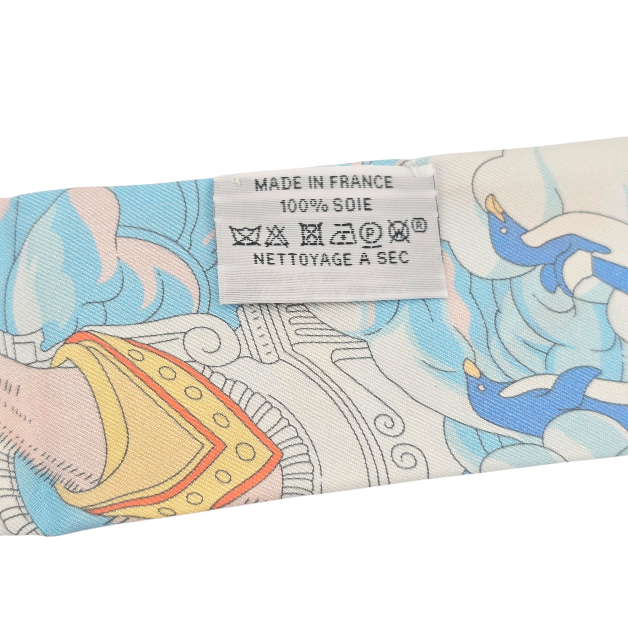 Hermes Silk Sur Mon Nuage Twilly Apricot Bleu Multicolor