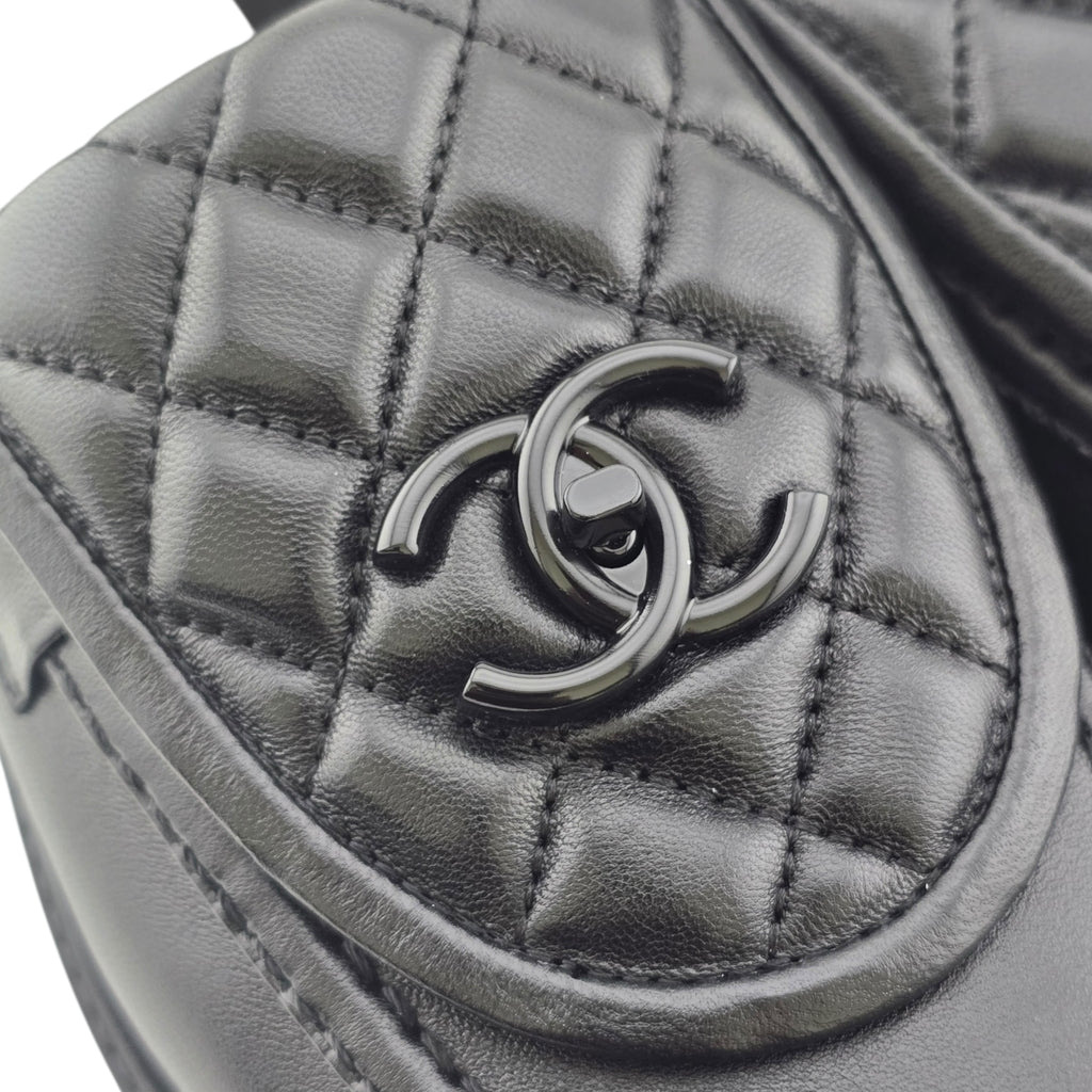 Chanel CC Lambskin Quilted Turnlock Loafers Black 39